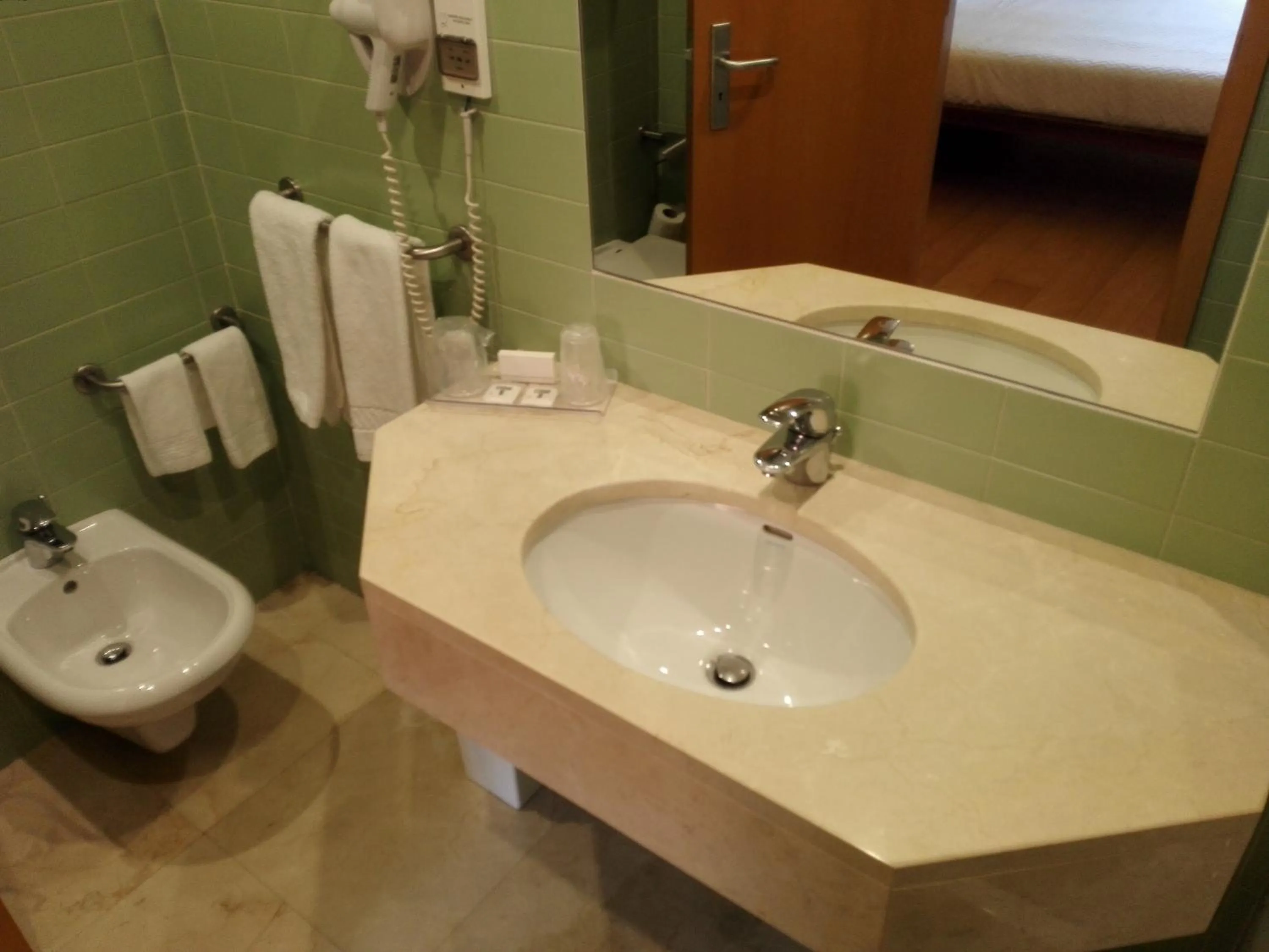 Quadruple Room in Cascais Hotel