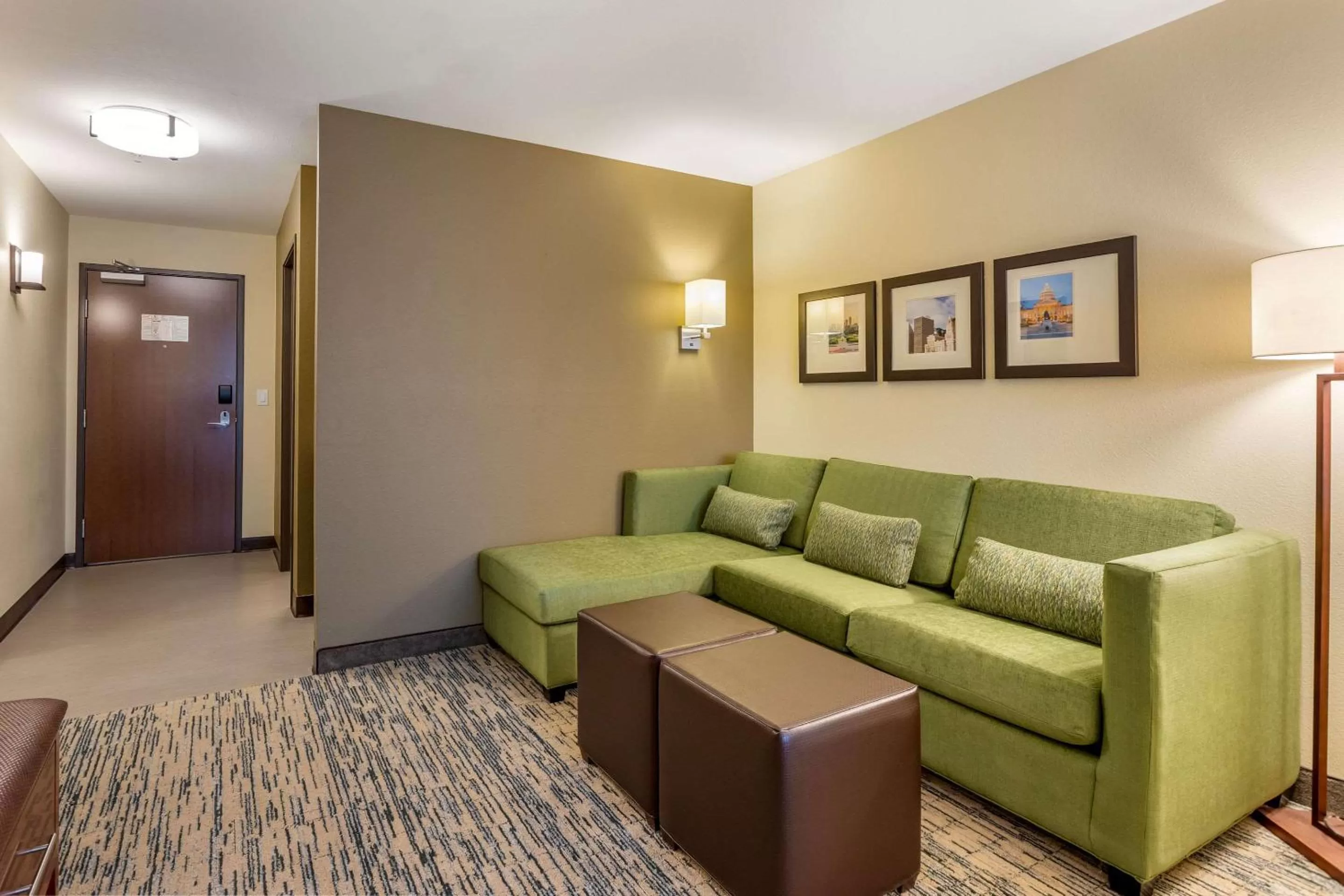 Photo of the whole room in Comfort Inn & Suites West Des Moines