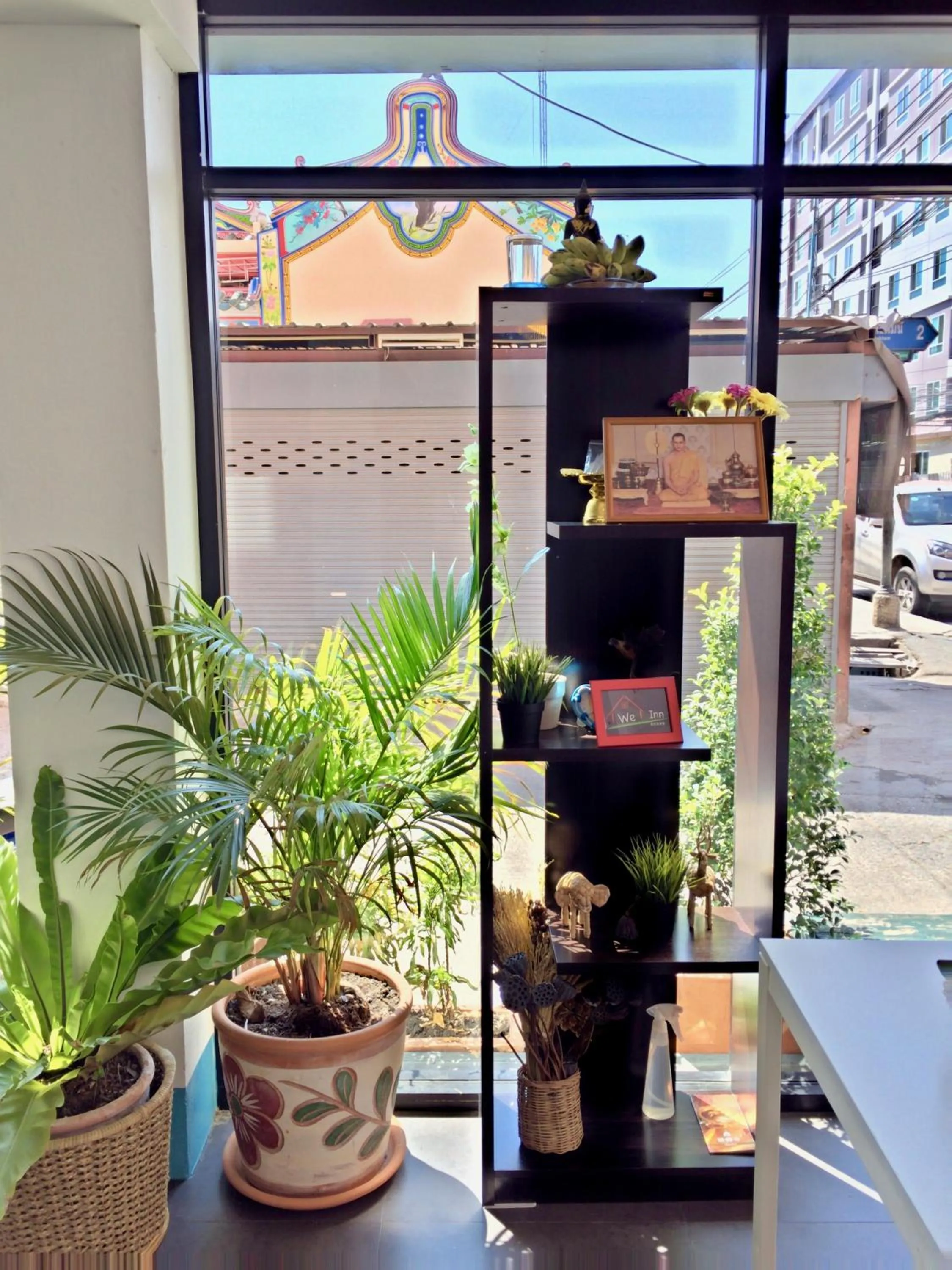 Decorative detail in We Inn