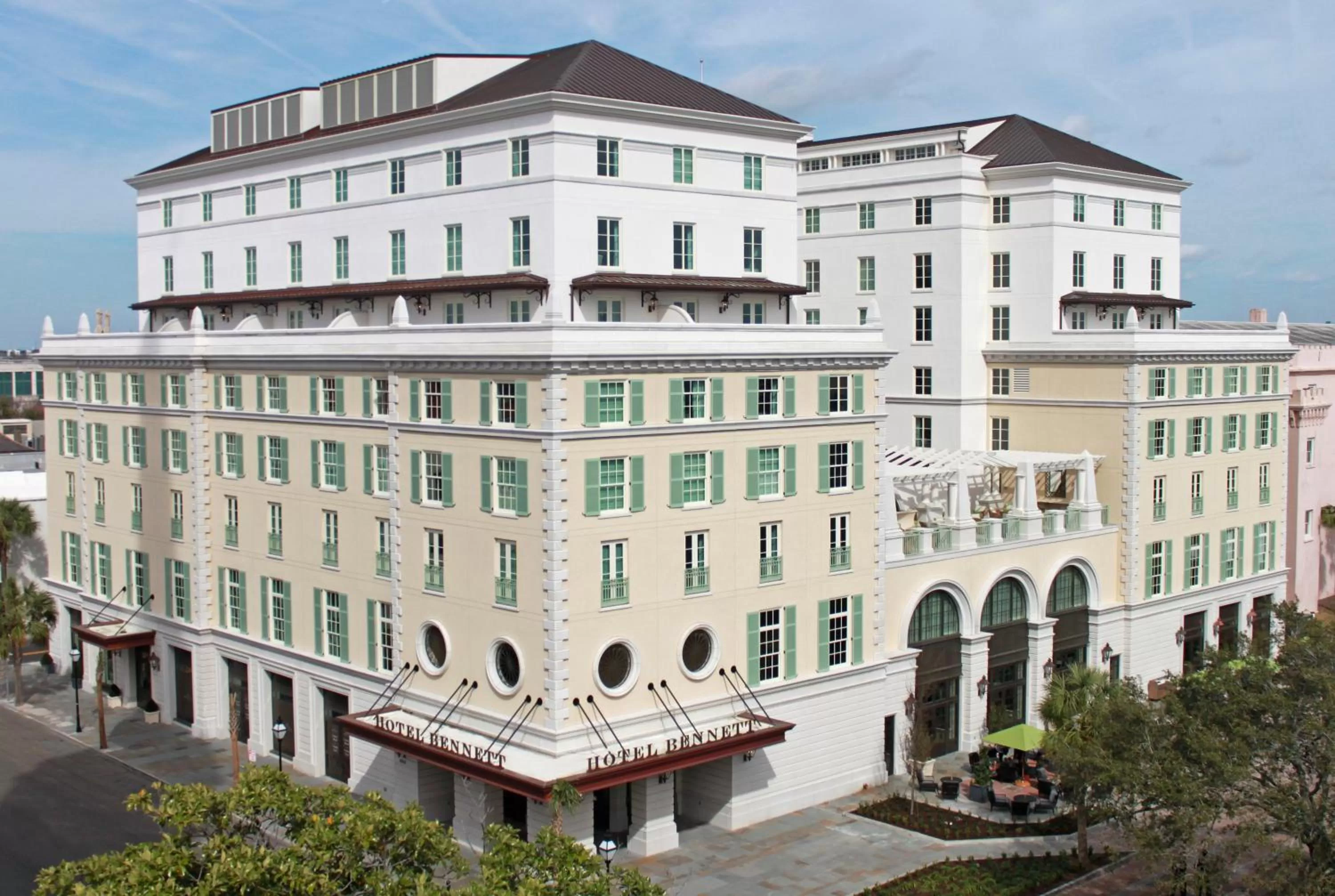 Property building in Hotel Bennett Charleston
