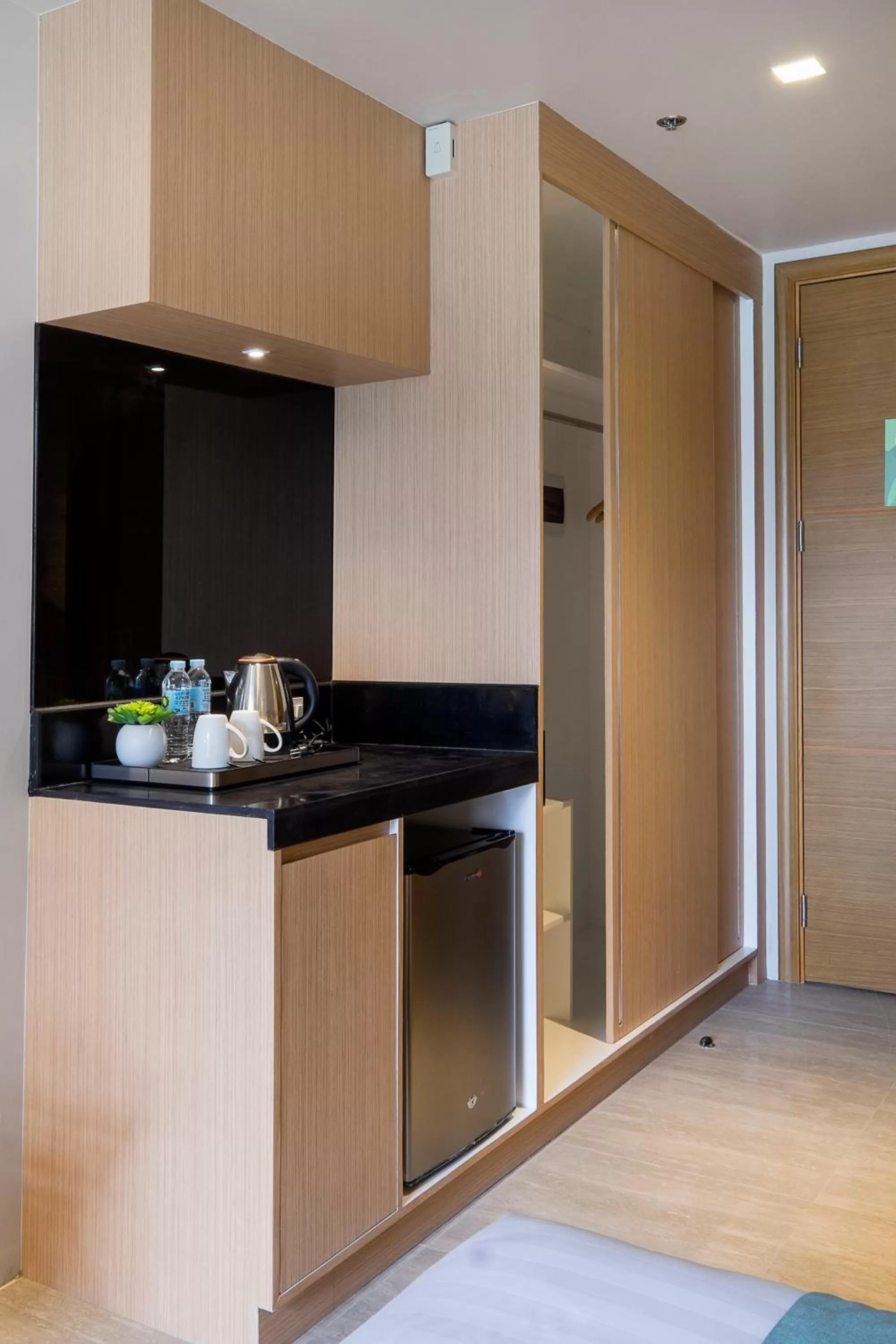 Kitchen or kitchenette in Watergate Boutique Hotel