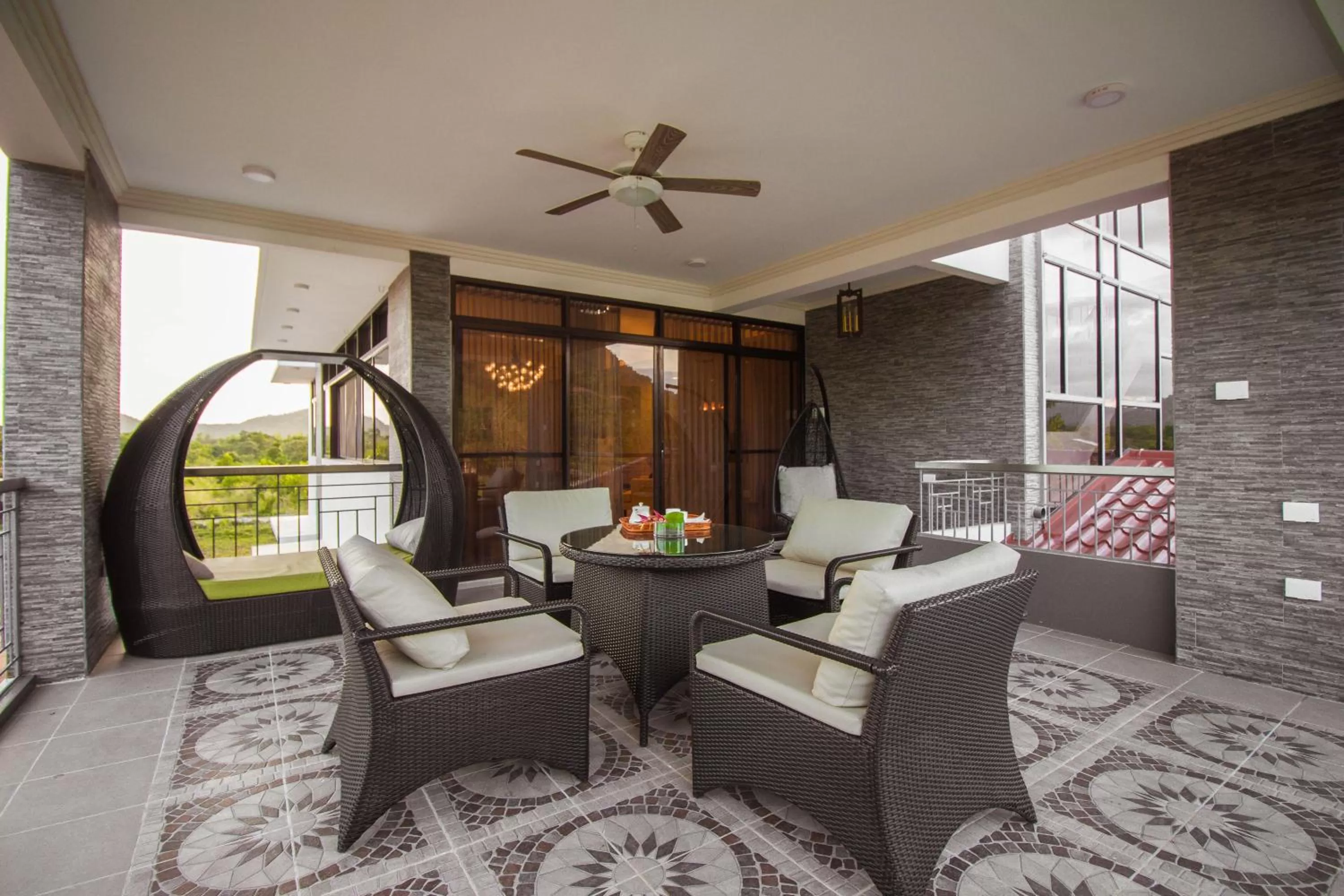 Patio in Bella Villa Coron