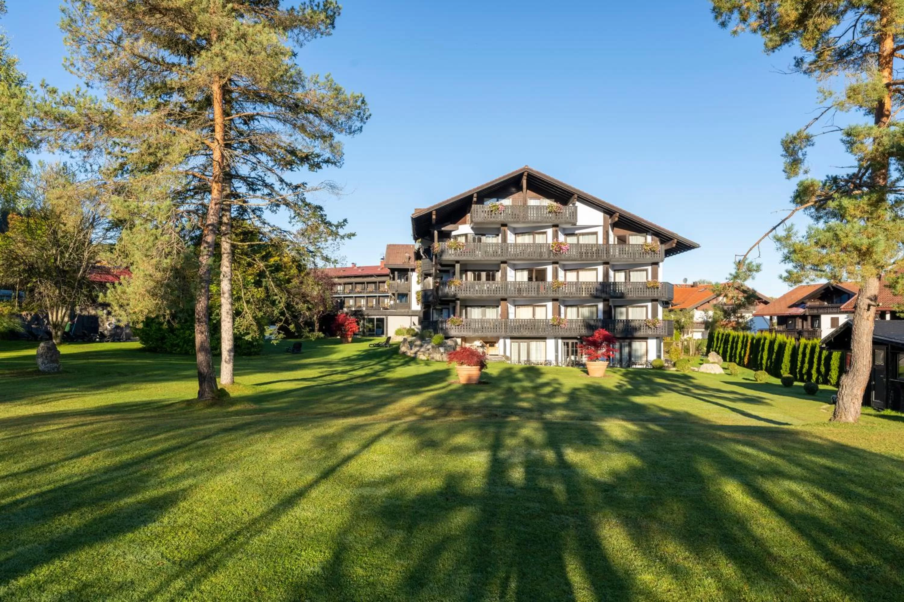 Property building in Alpin & Wellness Resort Ludwig Royal