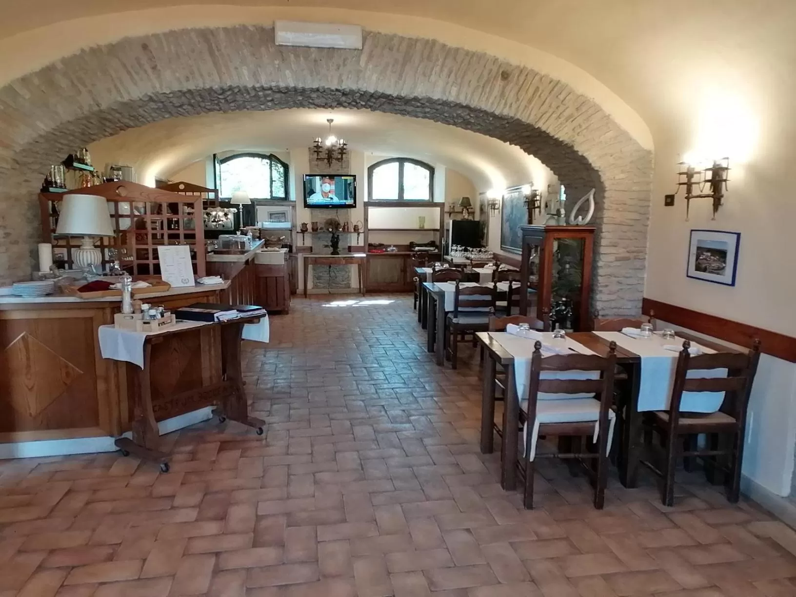Restaurant/places to eat in Relais Castrum Boccea