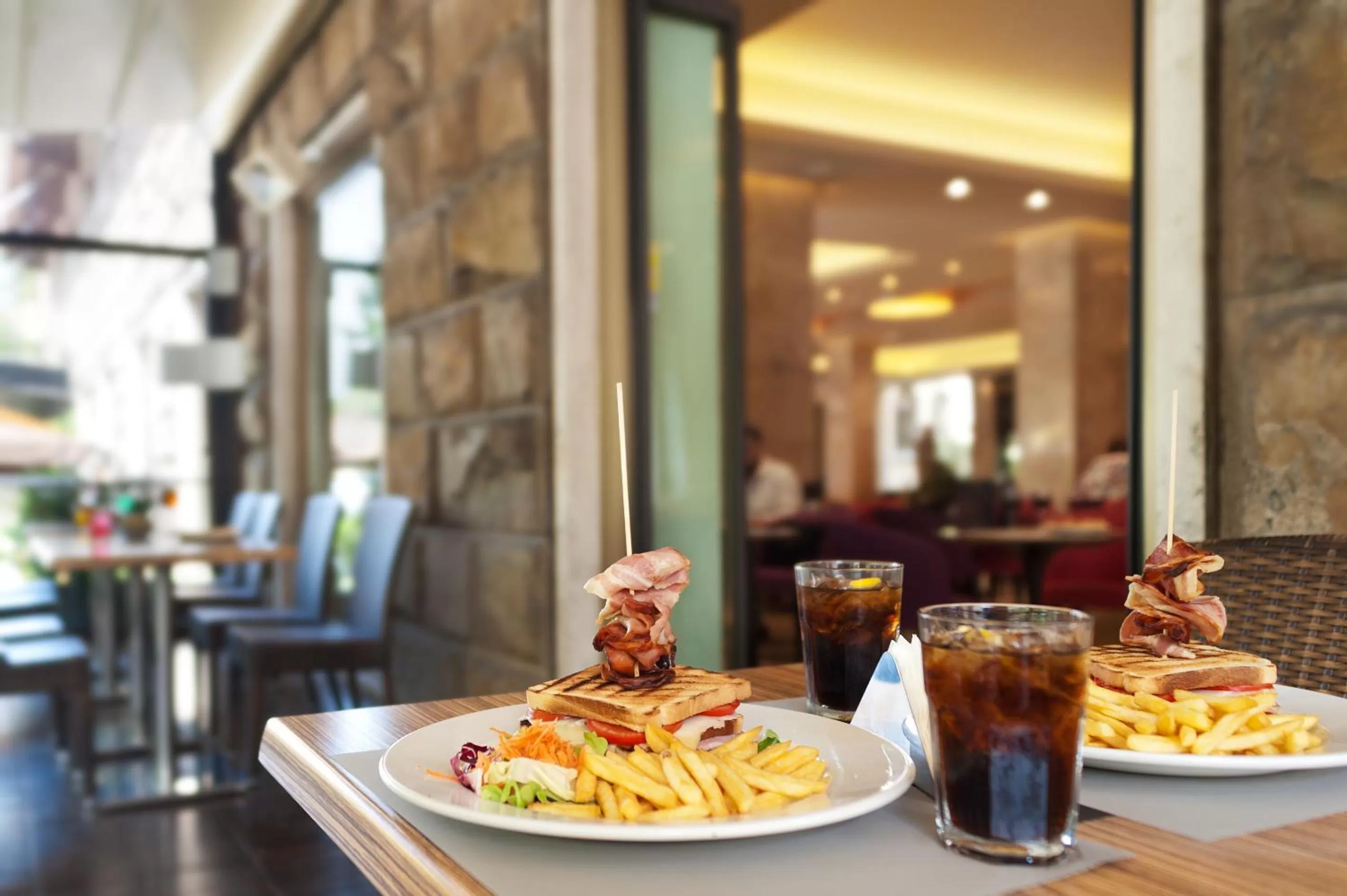 Restaurant/places to eat in FH55 Grand Hotel Mediterraneo