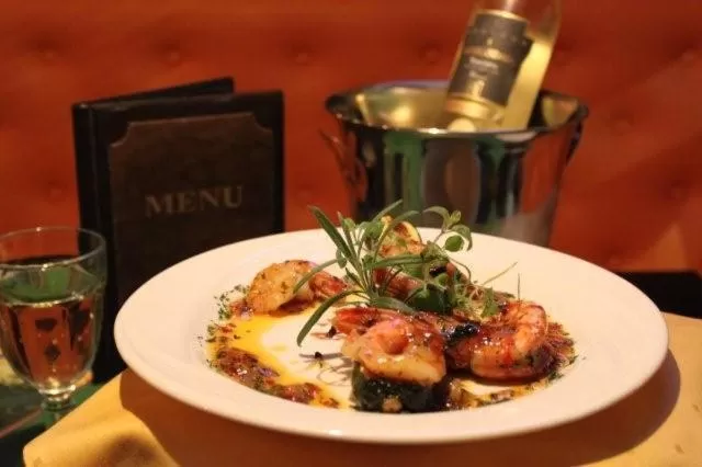 Food and drinks in Tenis Club