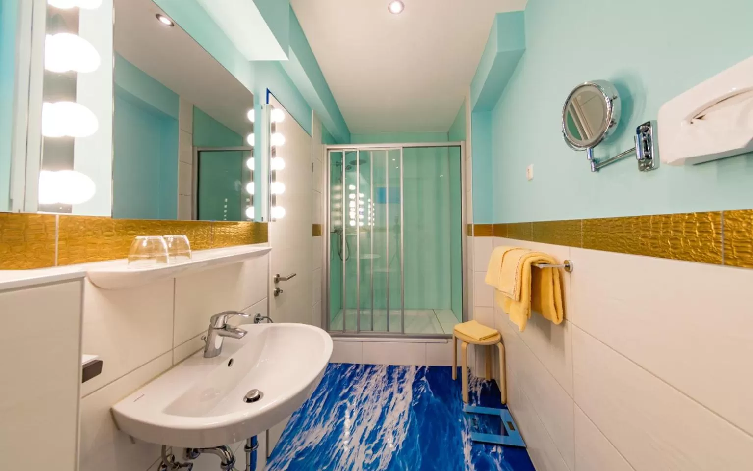 Decorative detail in Hotel Goldflair am Rathaus