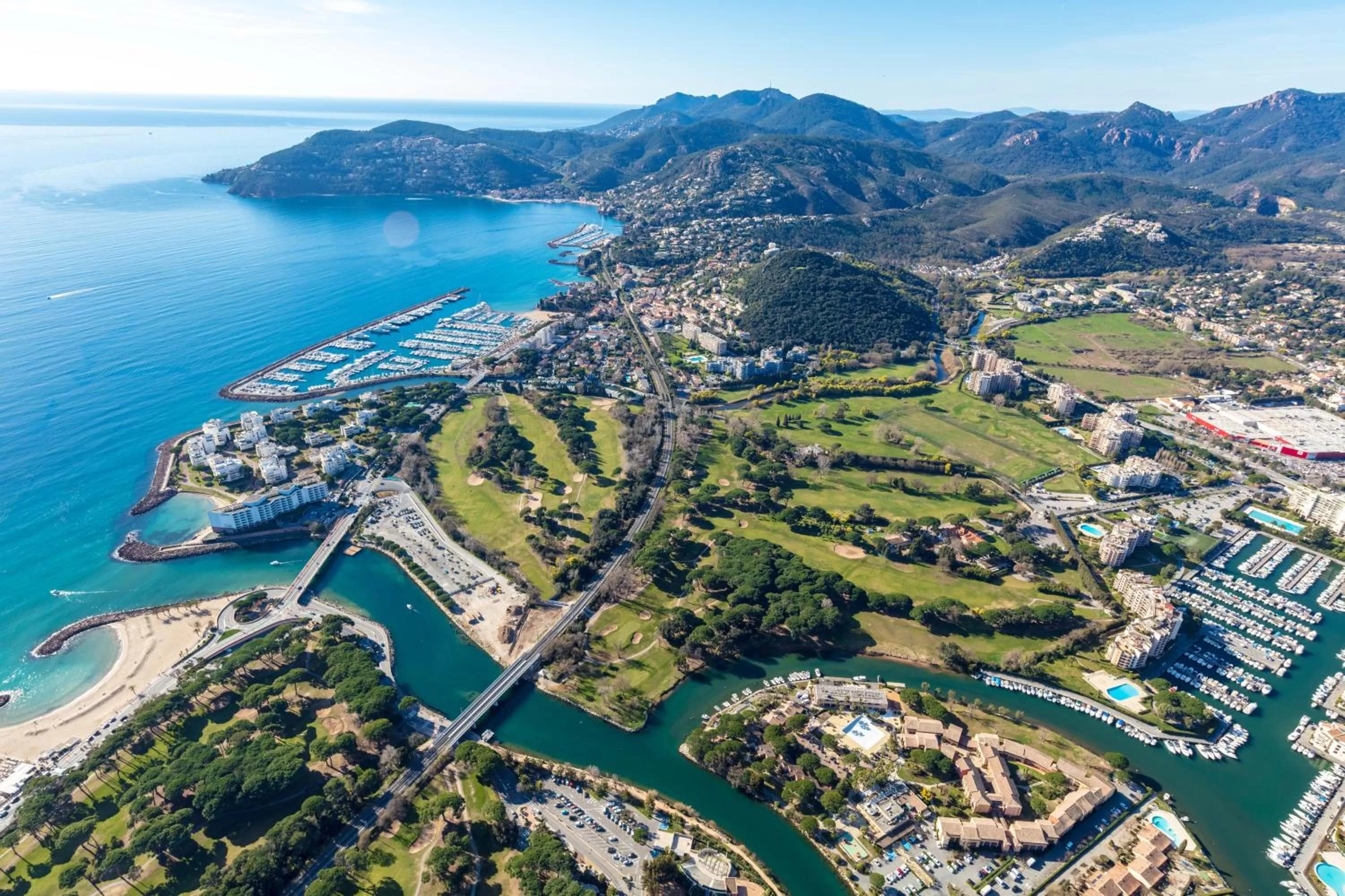 Nearby landmark in Pullman Cannes Mandelieu