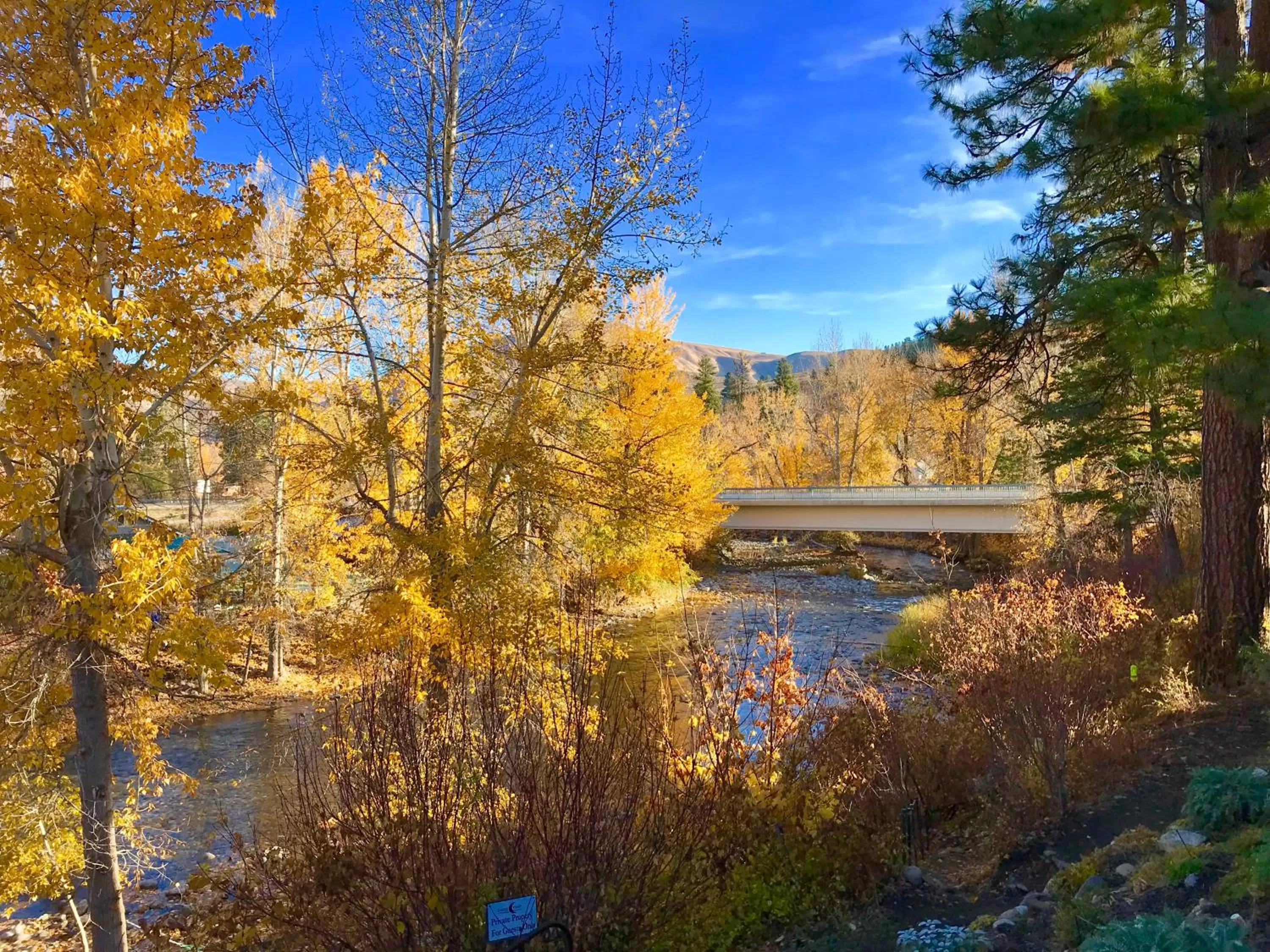 Balcony/Terrace in Twisp River Suites