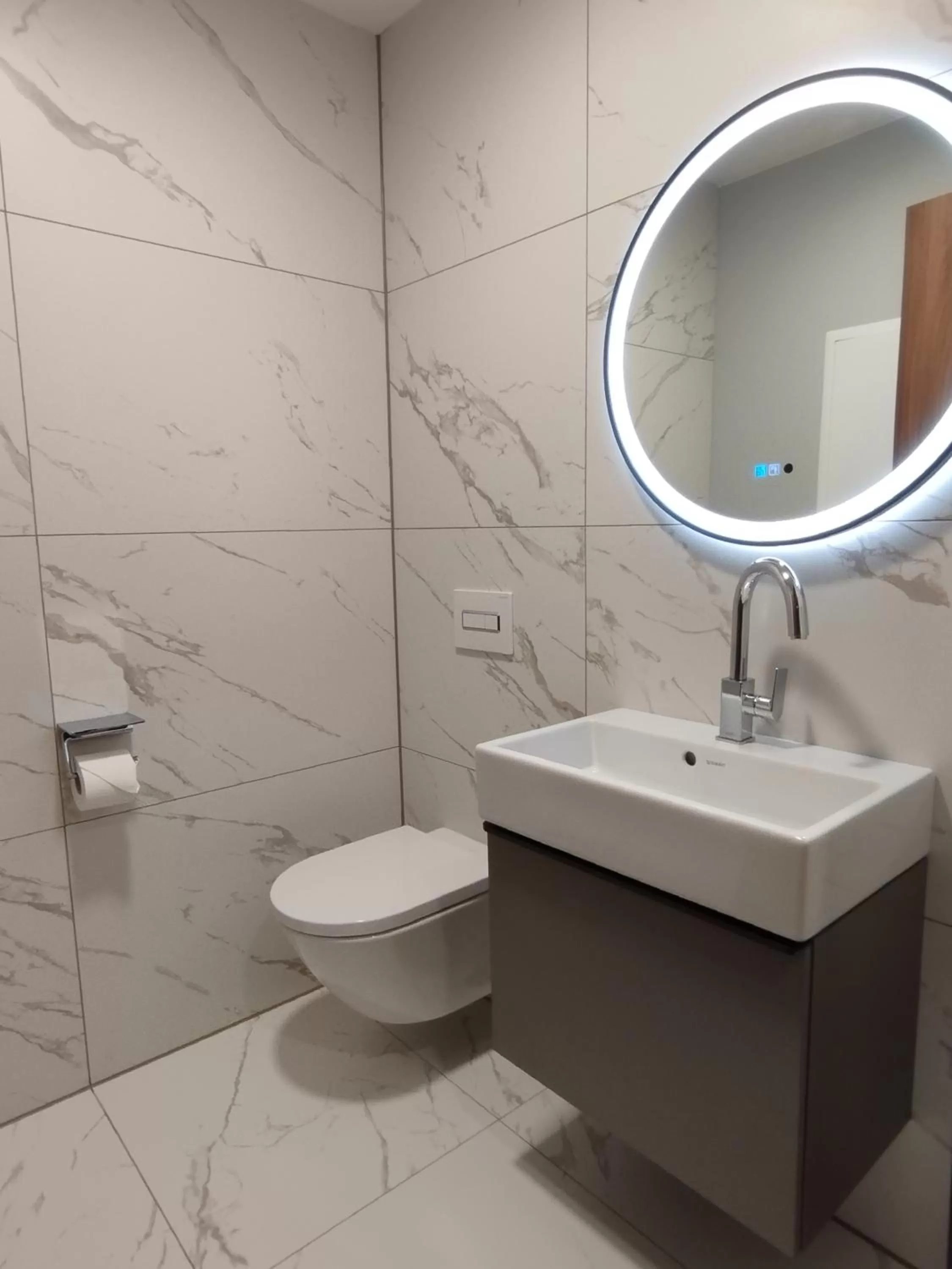 Toilet in Hotel Herzog Georg