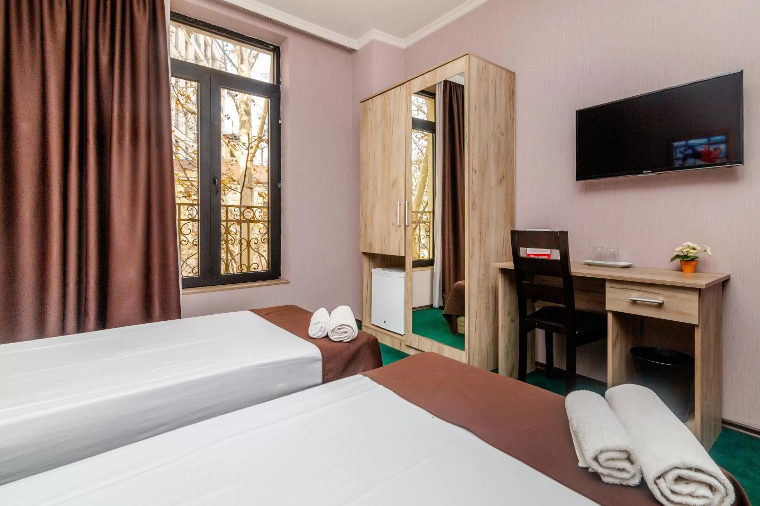 Photo of the whole room, Bed in Hotel Marlyn