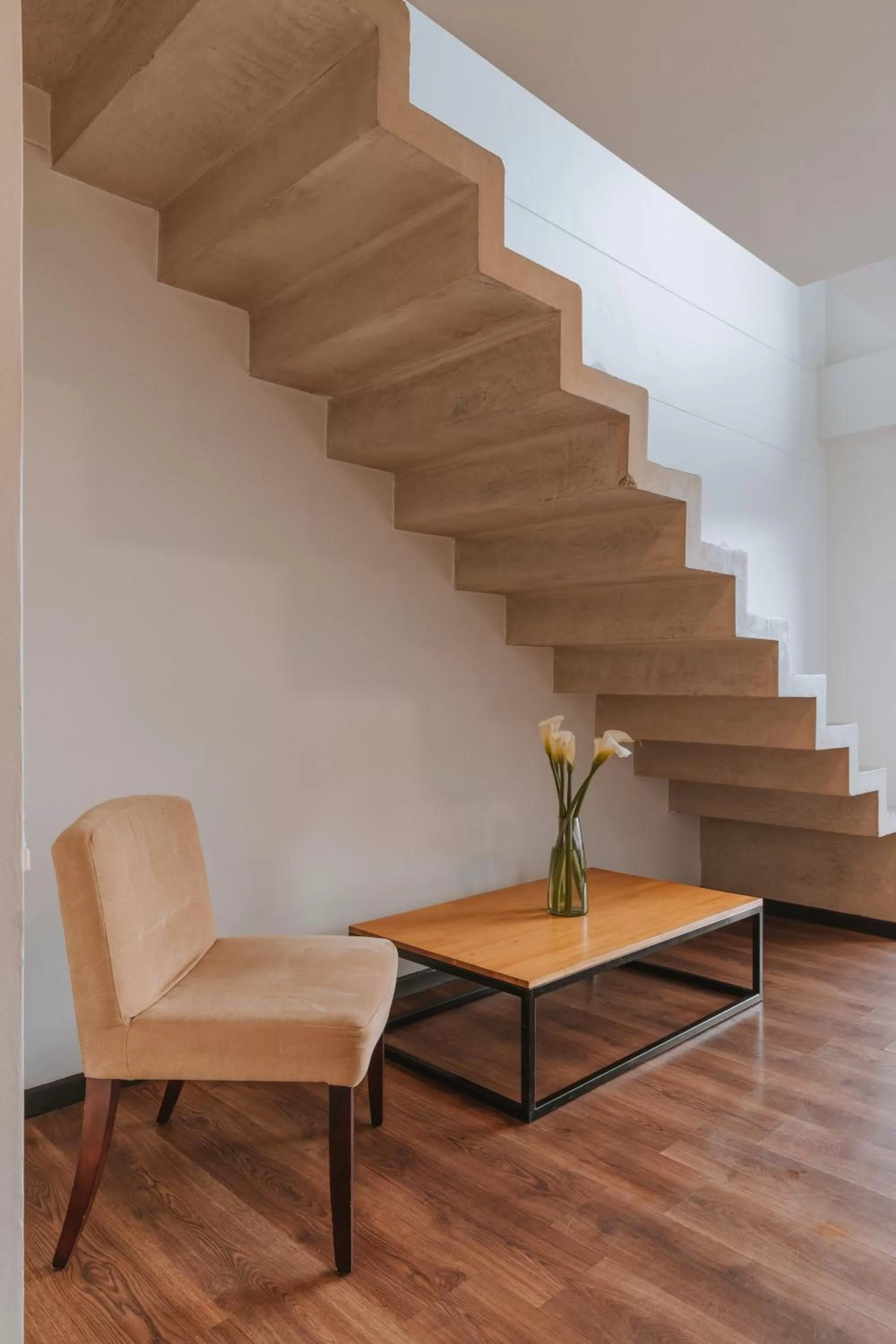 Living room in Travelers Orange Suites