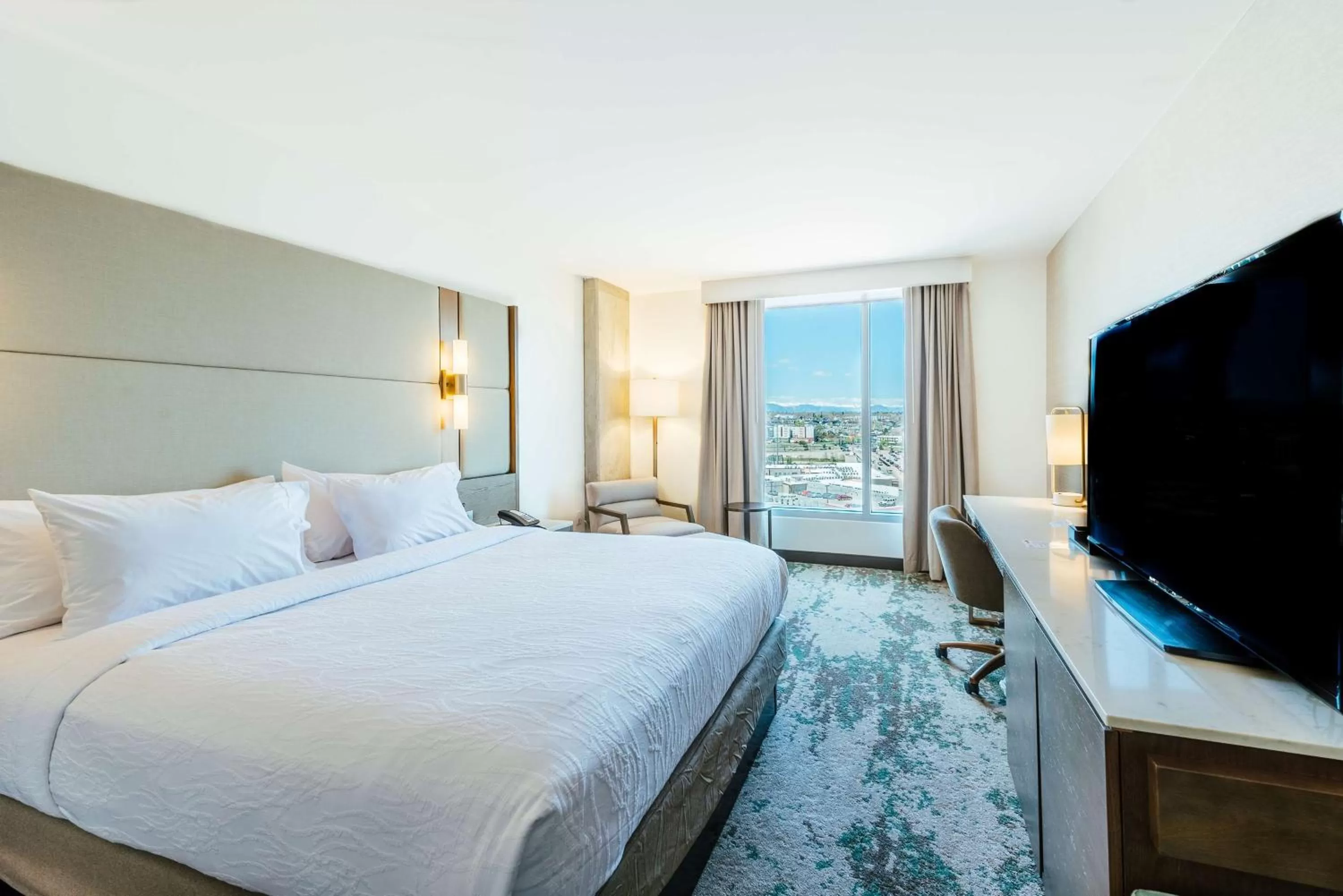 Bed in Hilton Garden Inn Denver Union Station