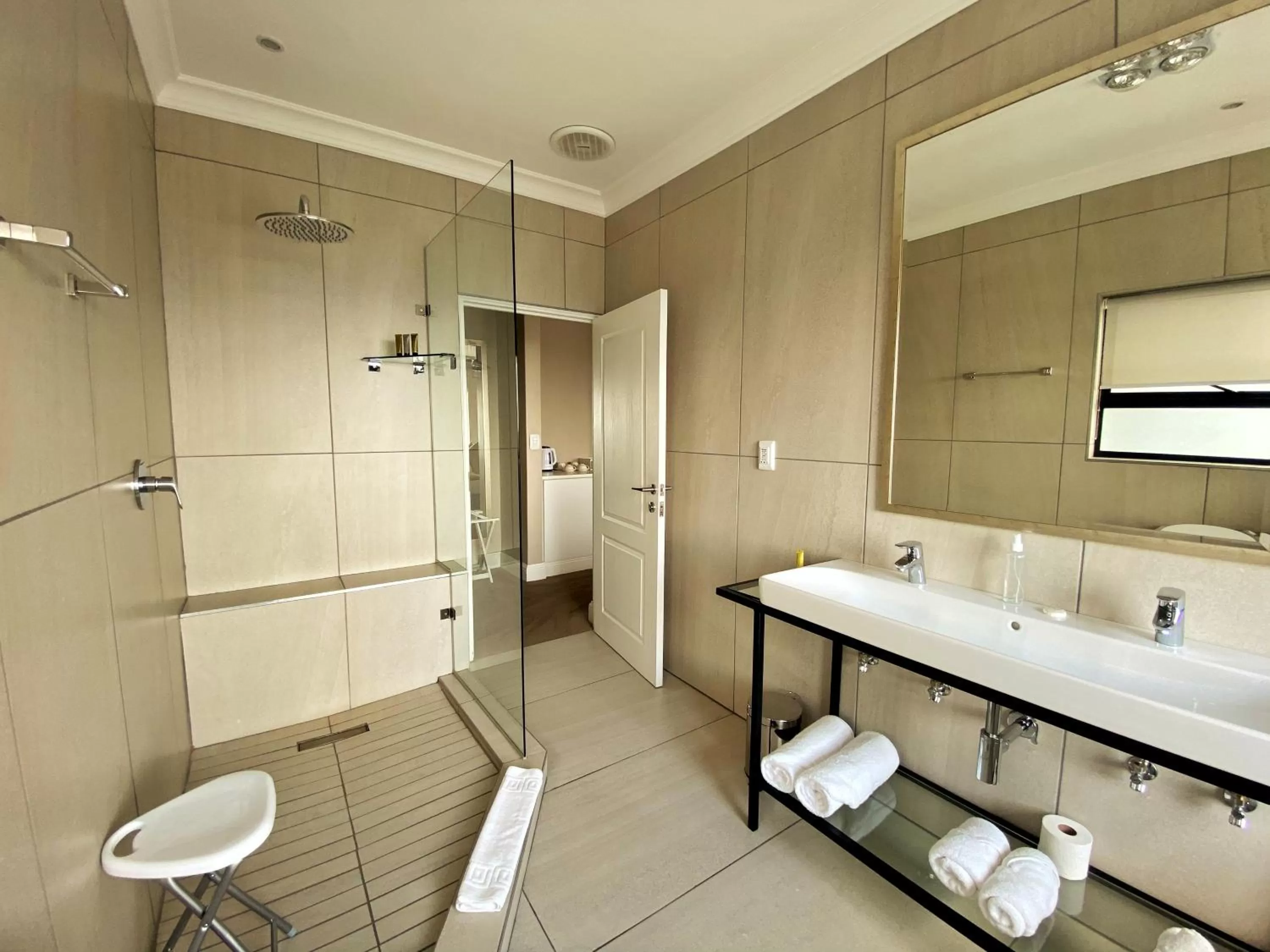 Bathroom in The Northcliff Boutique Hotel