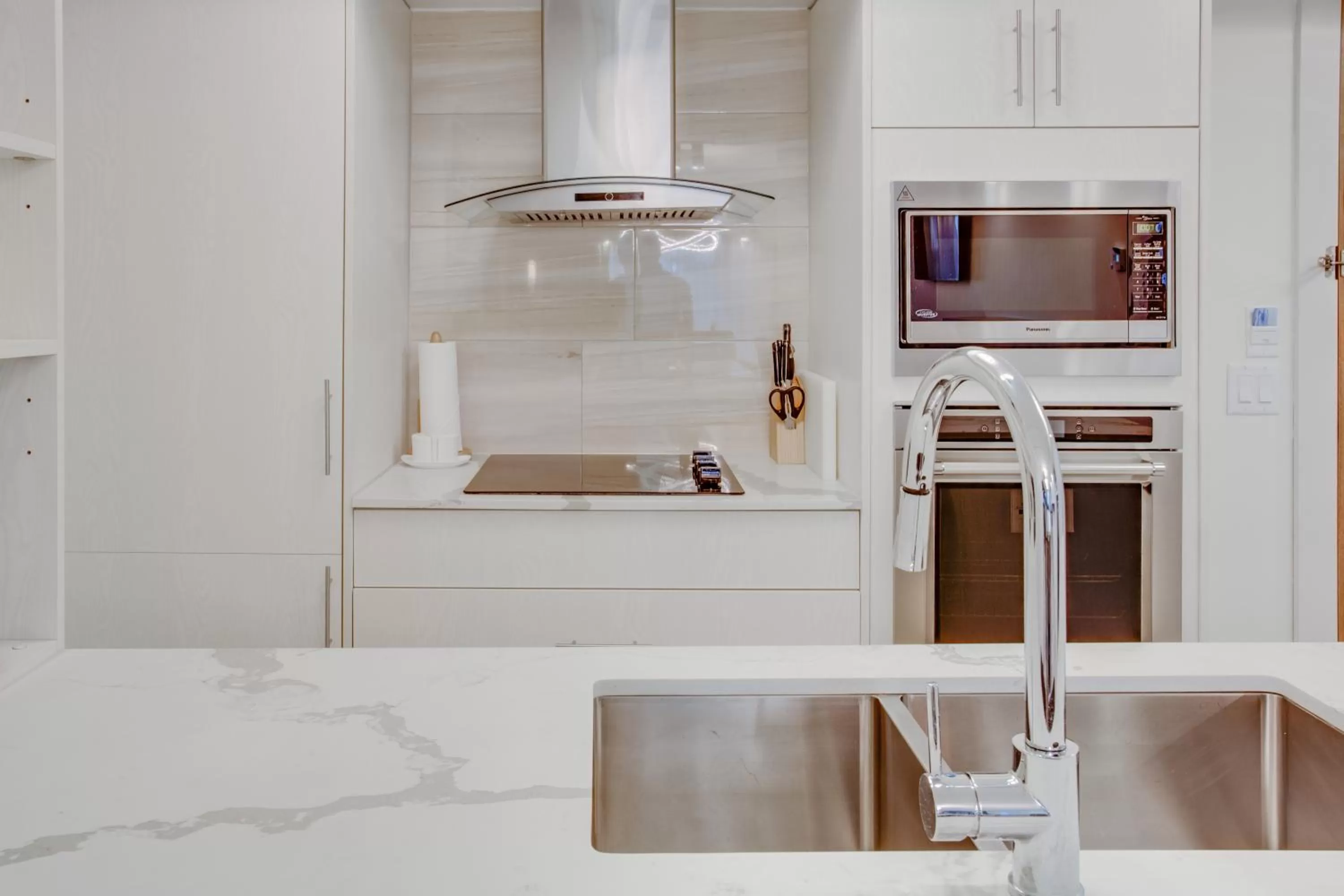 kitchen in Living Water Resort & Spa