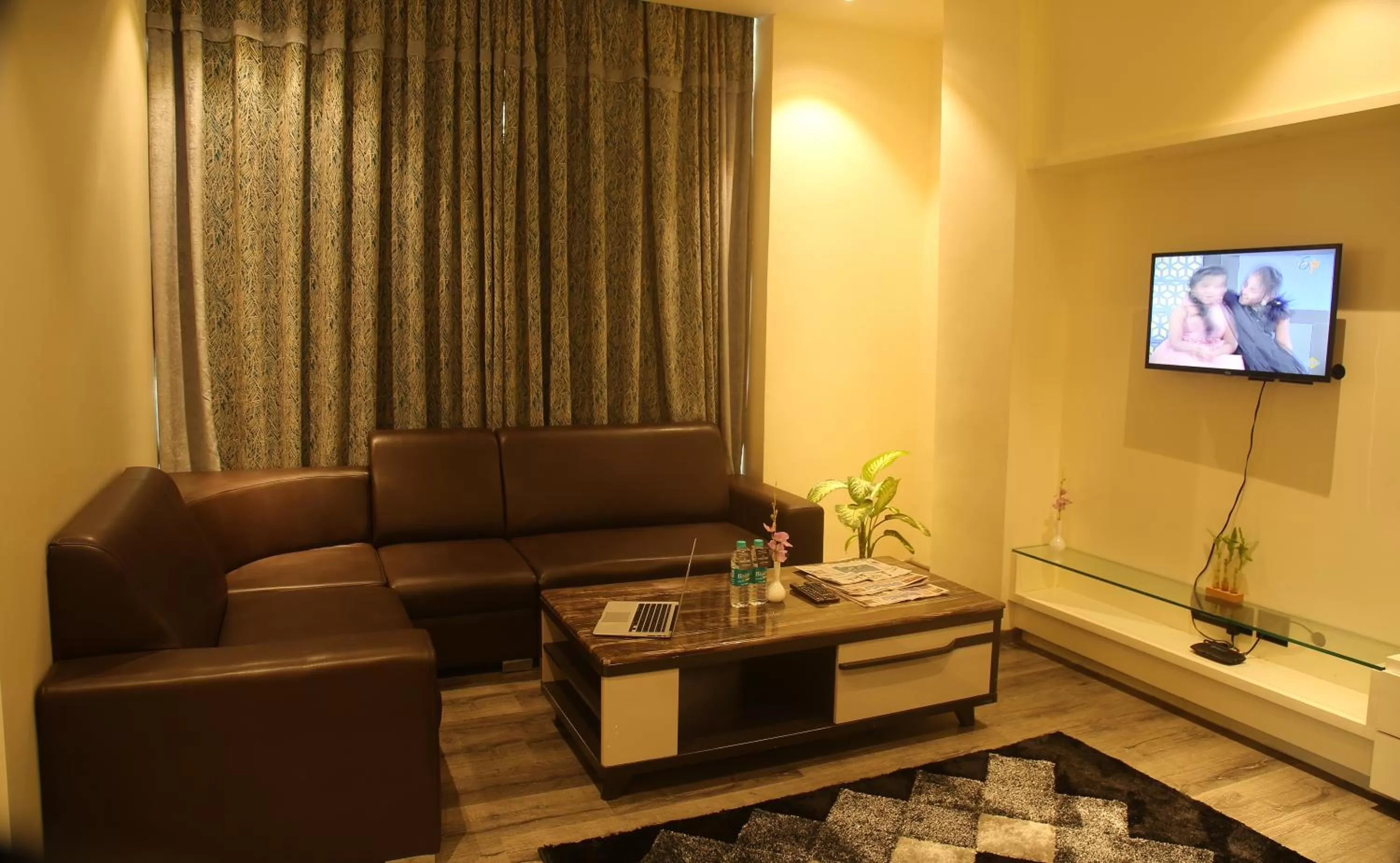 TV and multimedia in PARK SIGNATURE HOTELS - Royal Benza