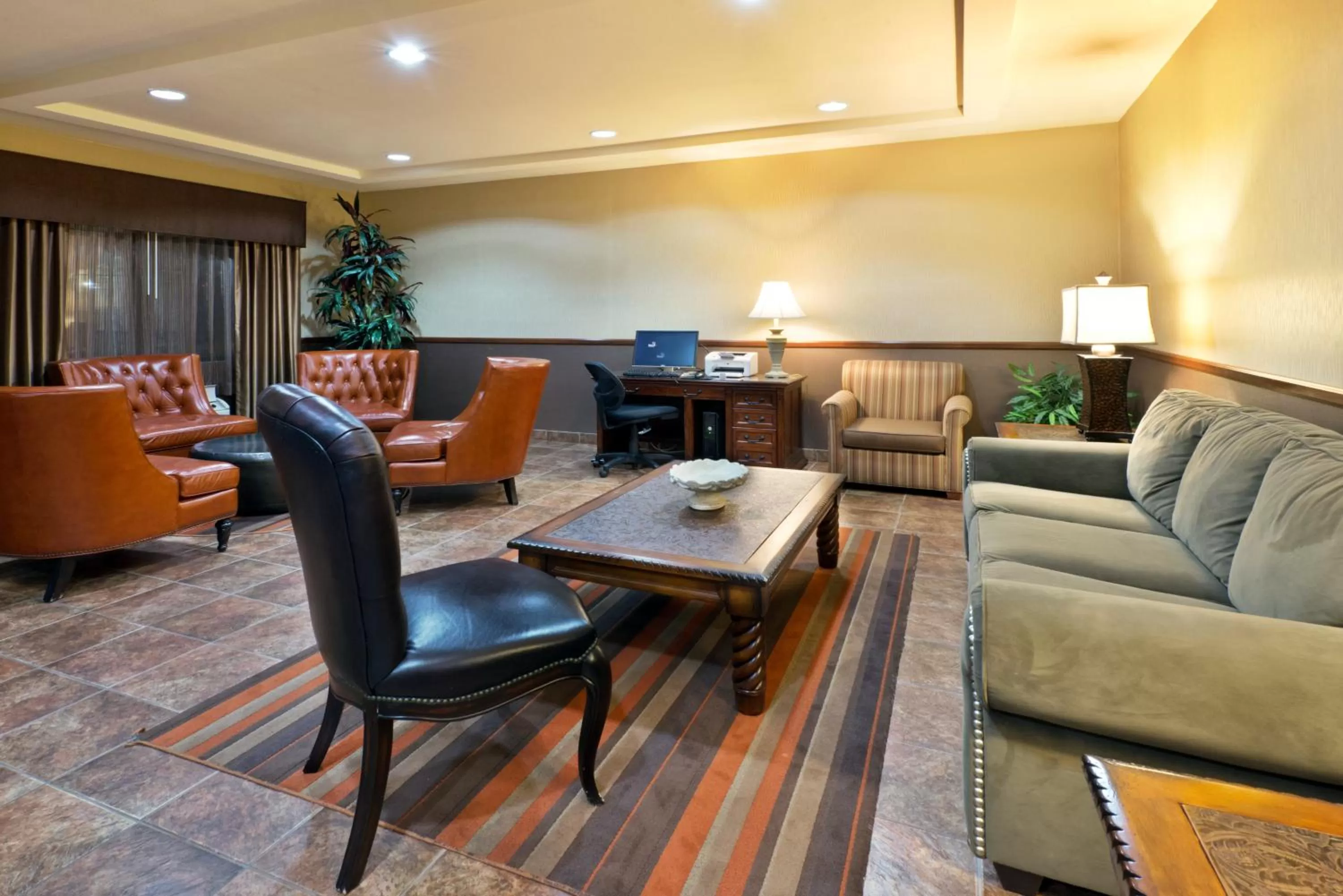 Property building in Holiday Inn Express Show Low by IHG