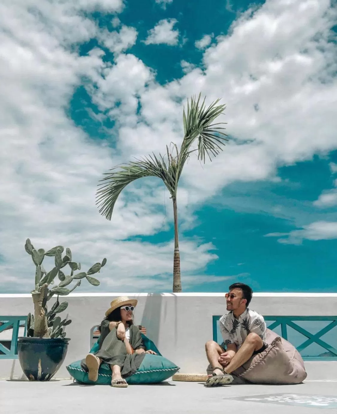 People in Seaesta Komodo Hotel & Hostel