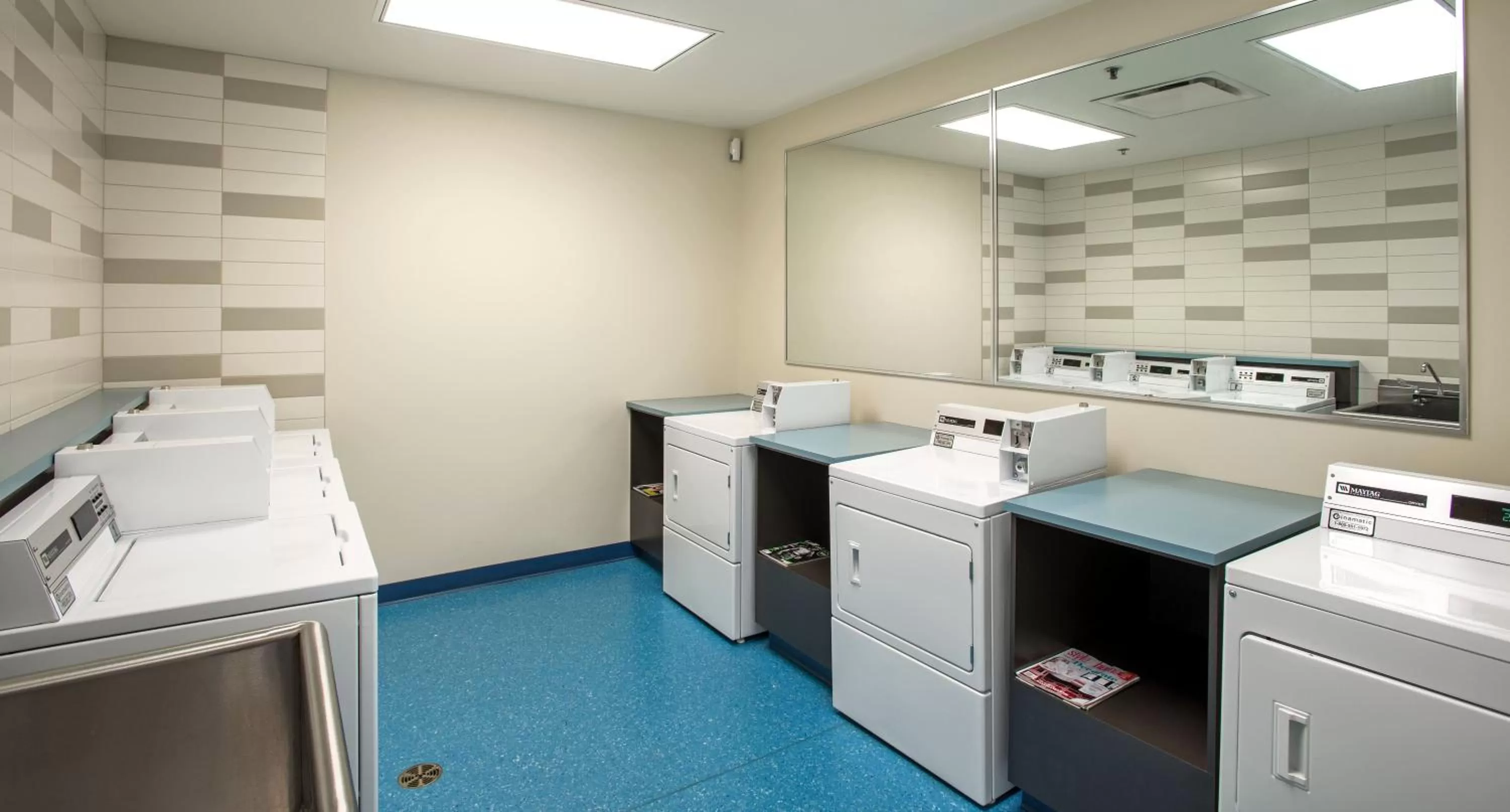 Area and facilities in Le Square Phillips Hôtel & Suites