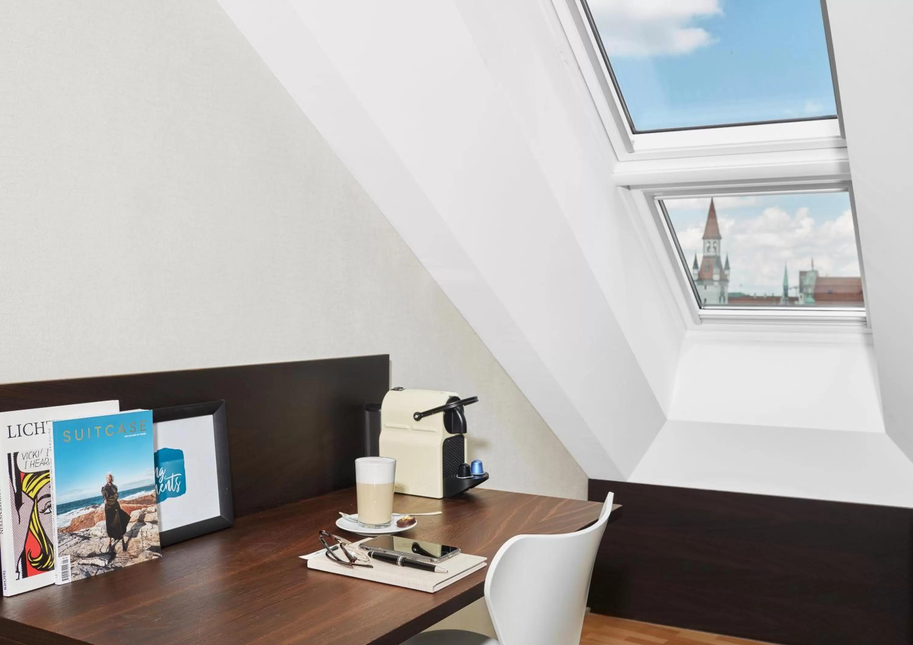 Coffee/tea facilities in Living Hotel Das Viktualienmarkt