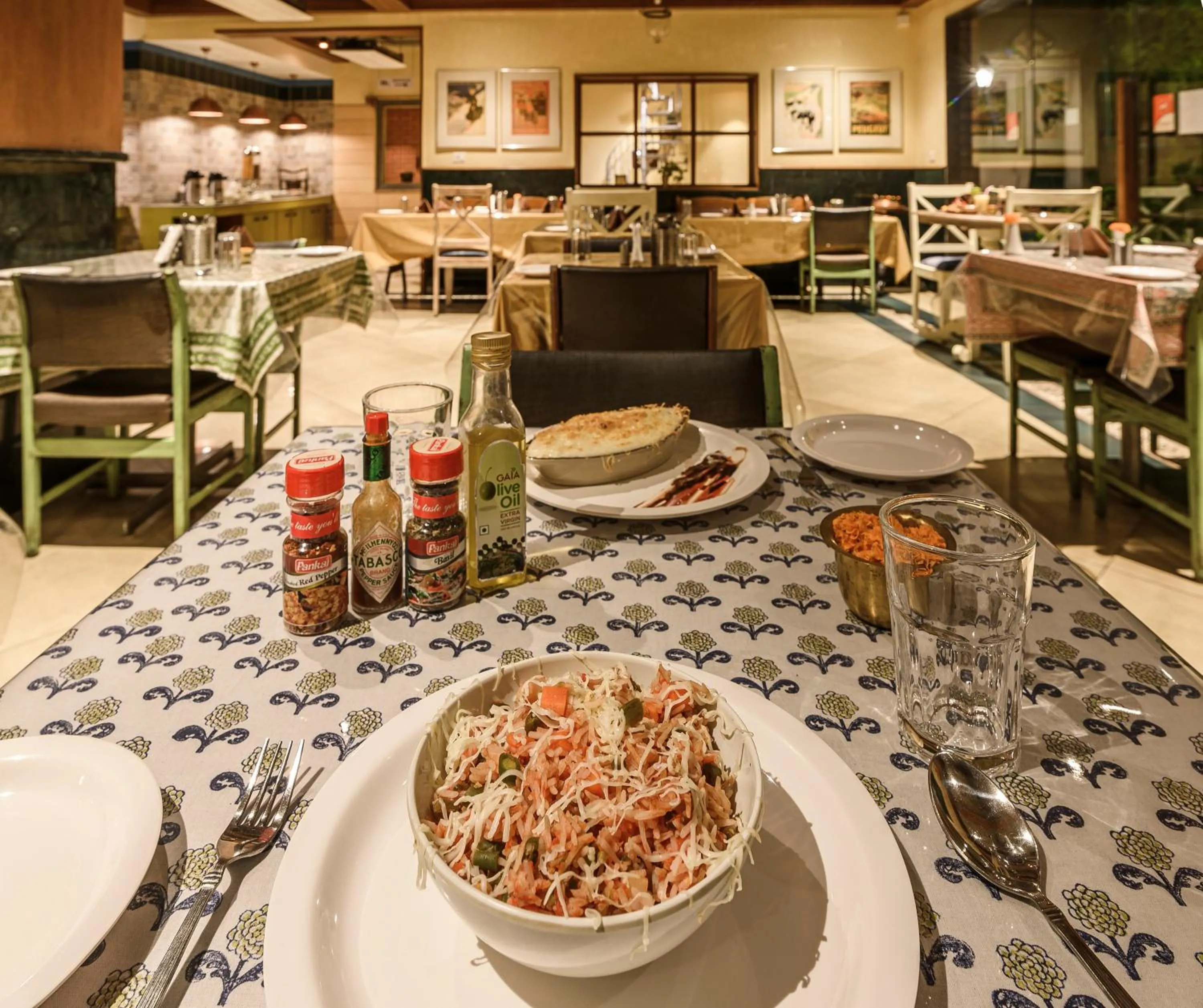 Restaurant/places to eat in Budget Inn Bellevue