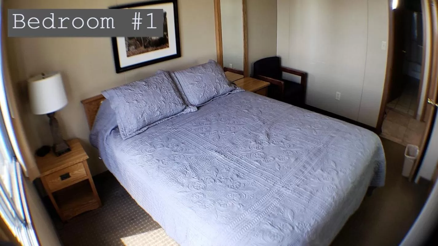 Bed in Lewis & Clark Resort