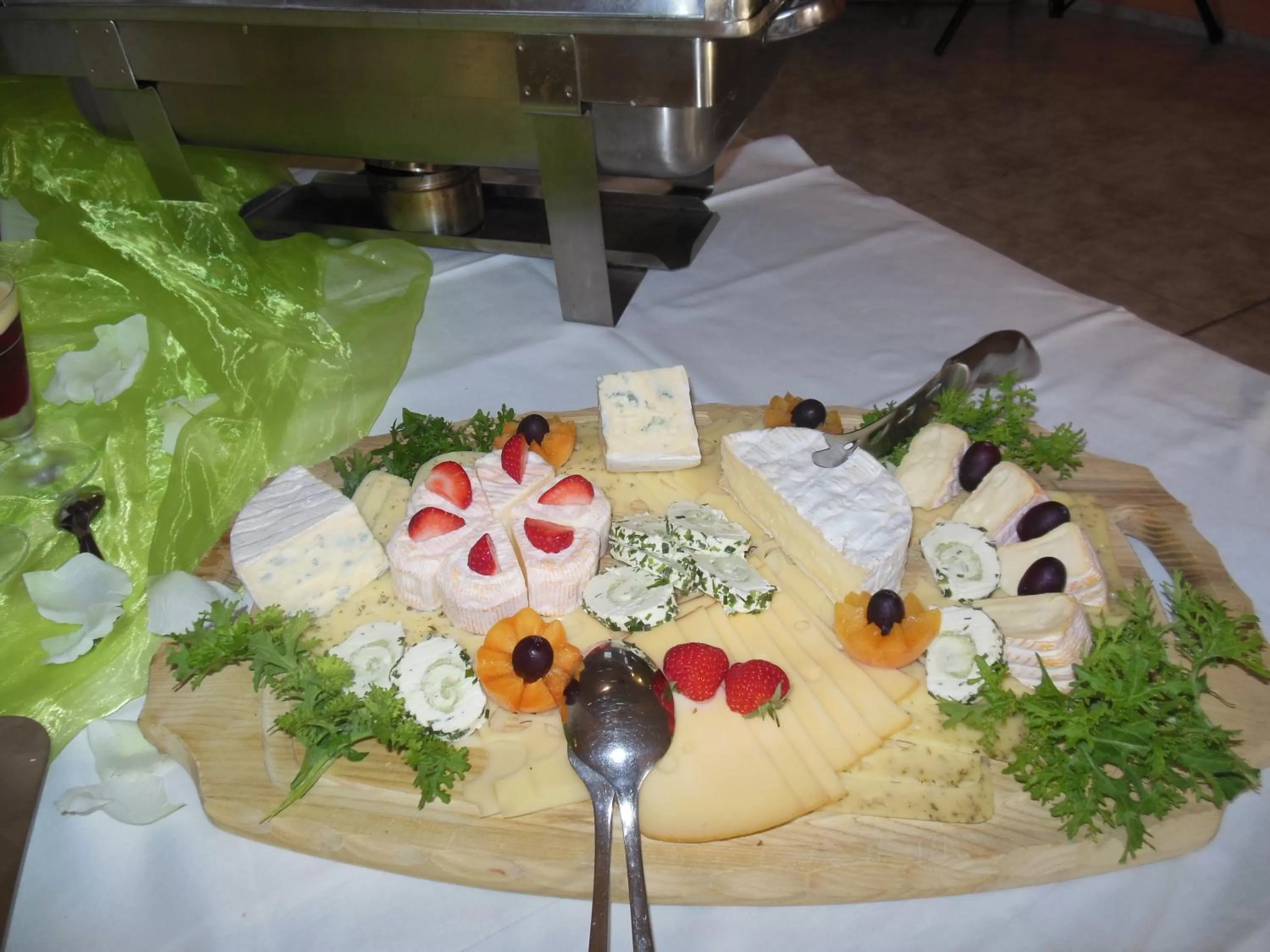 Restaurant/places to eat in Hotel Asterra