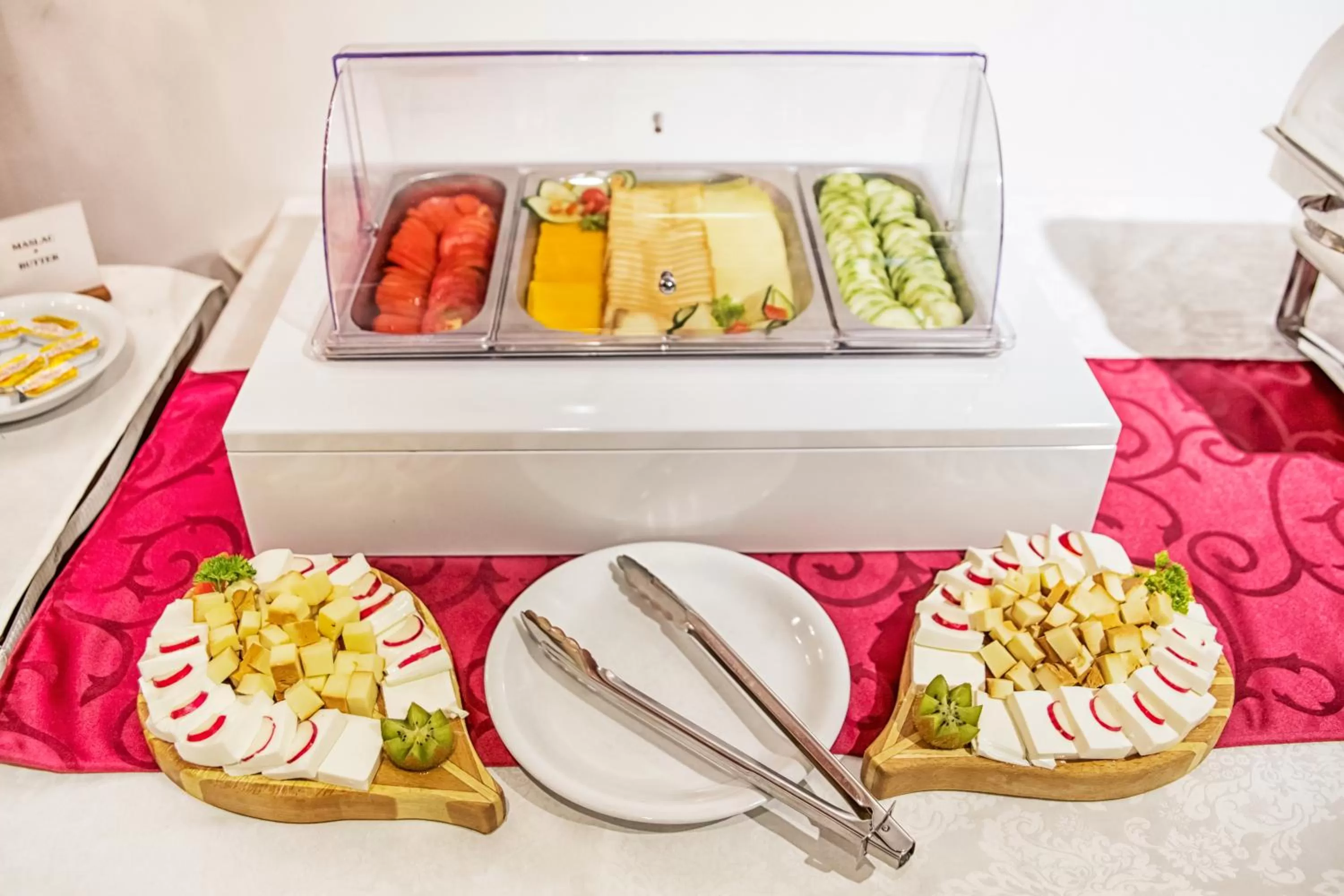 Food and drinks in Hotel Putnik