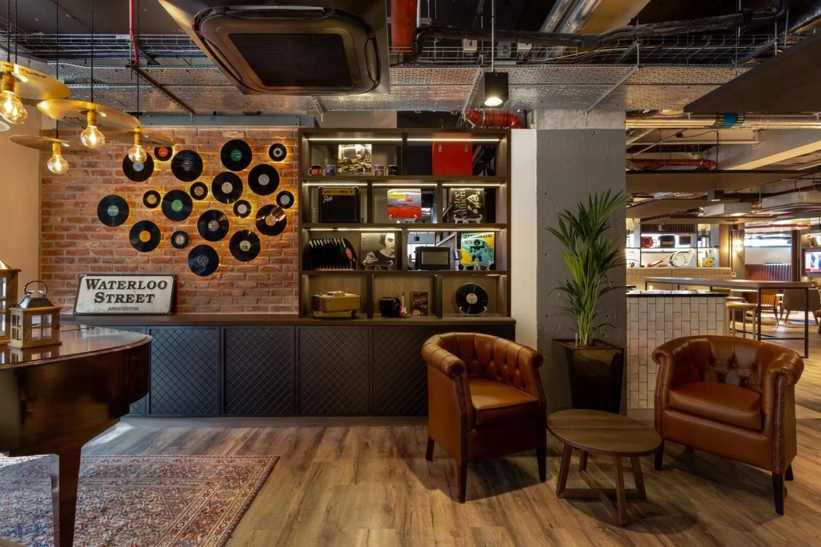 Facade/entrance in ibis Styles Glasgow Central