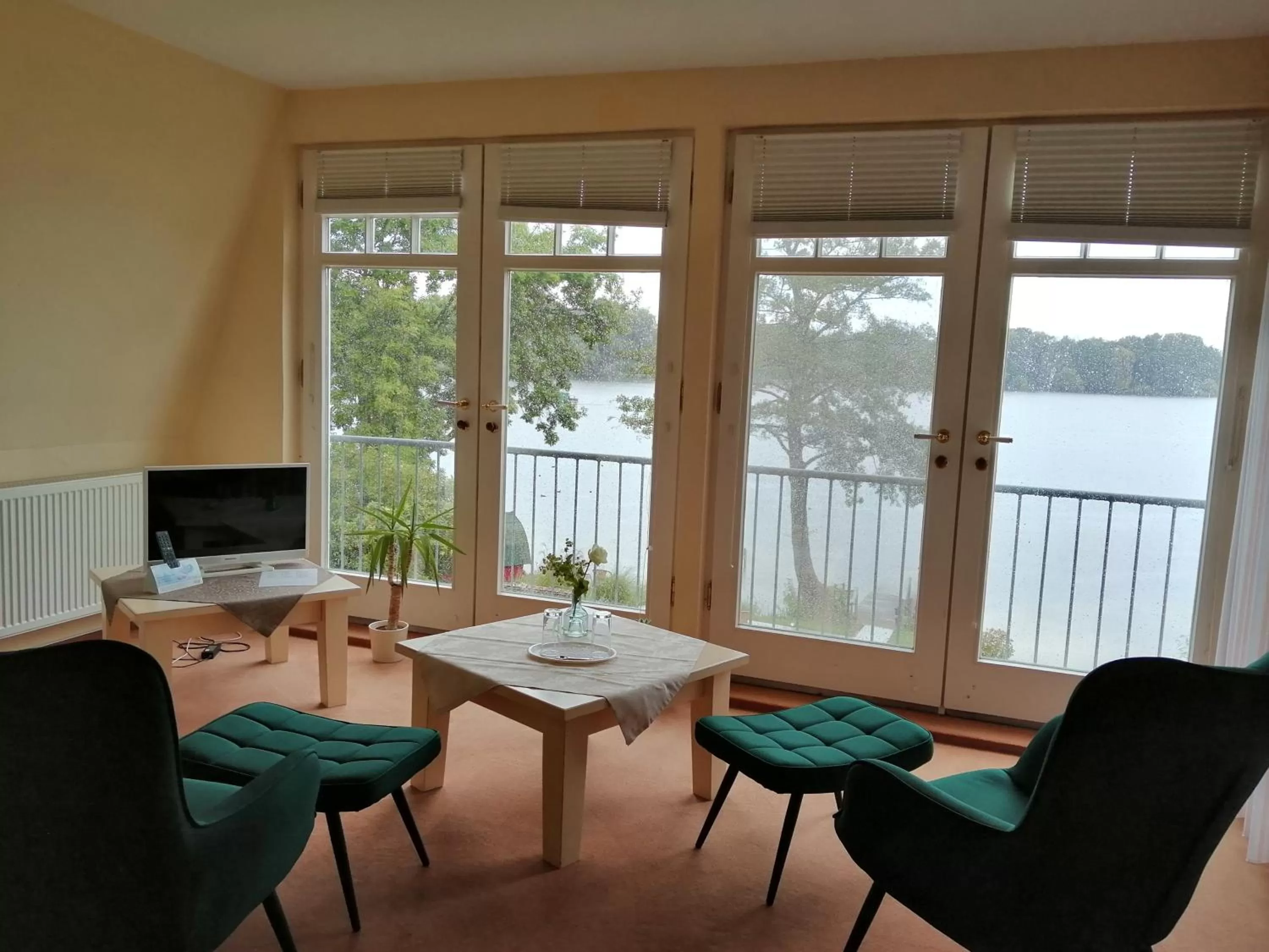 Seating area in Hotel Fährhaus Niederkleveez