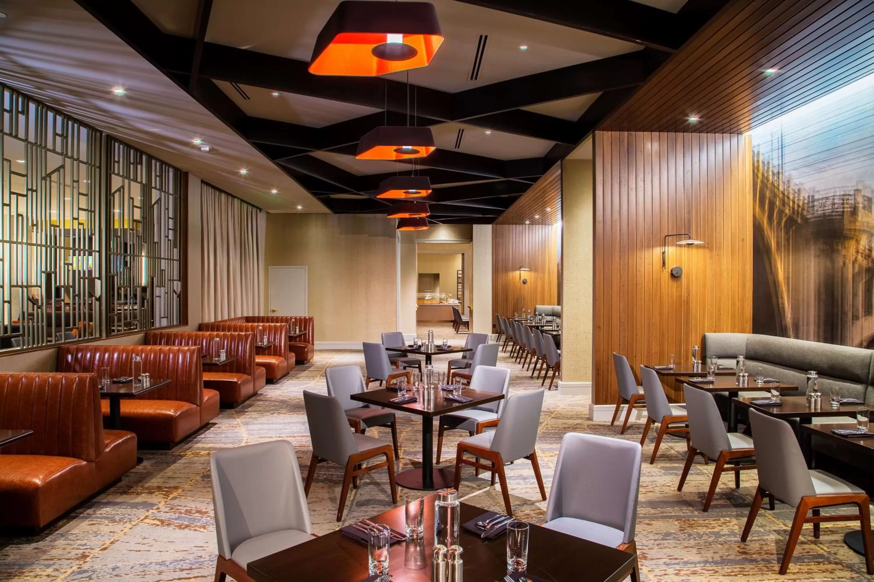 Restaurant/places to eat in Hilton Minneapolis