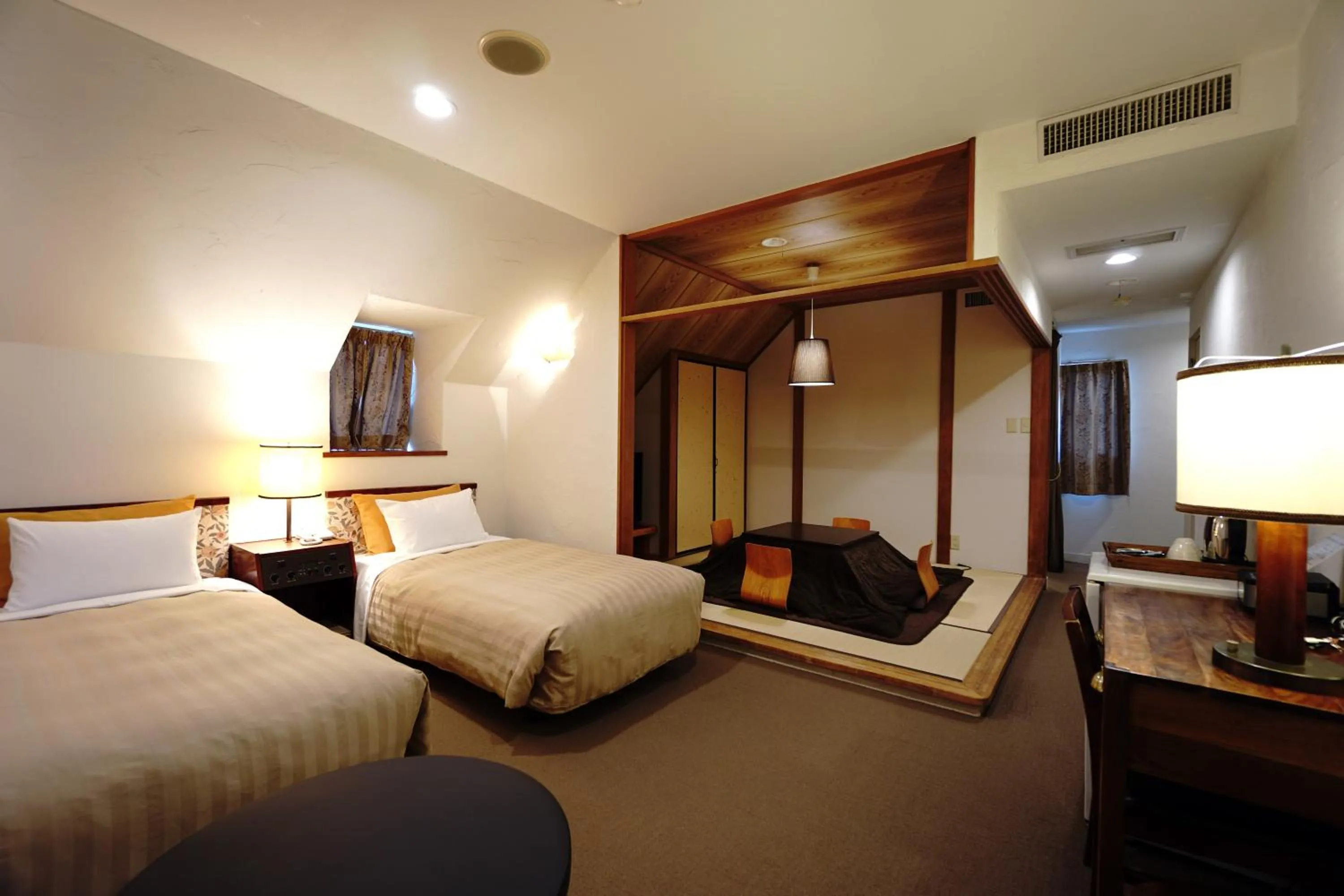 Bed in Gardenvilla Shirahama