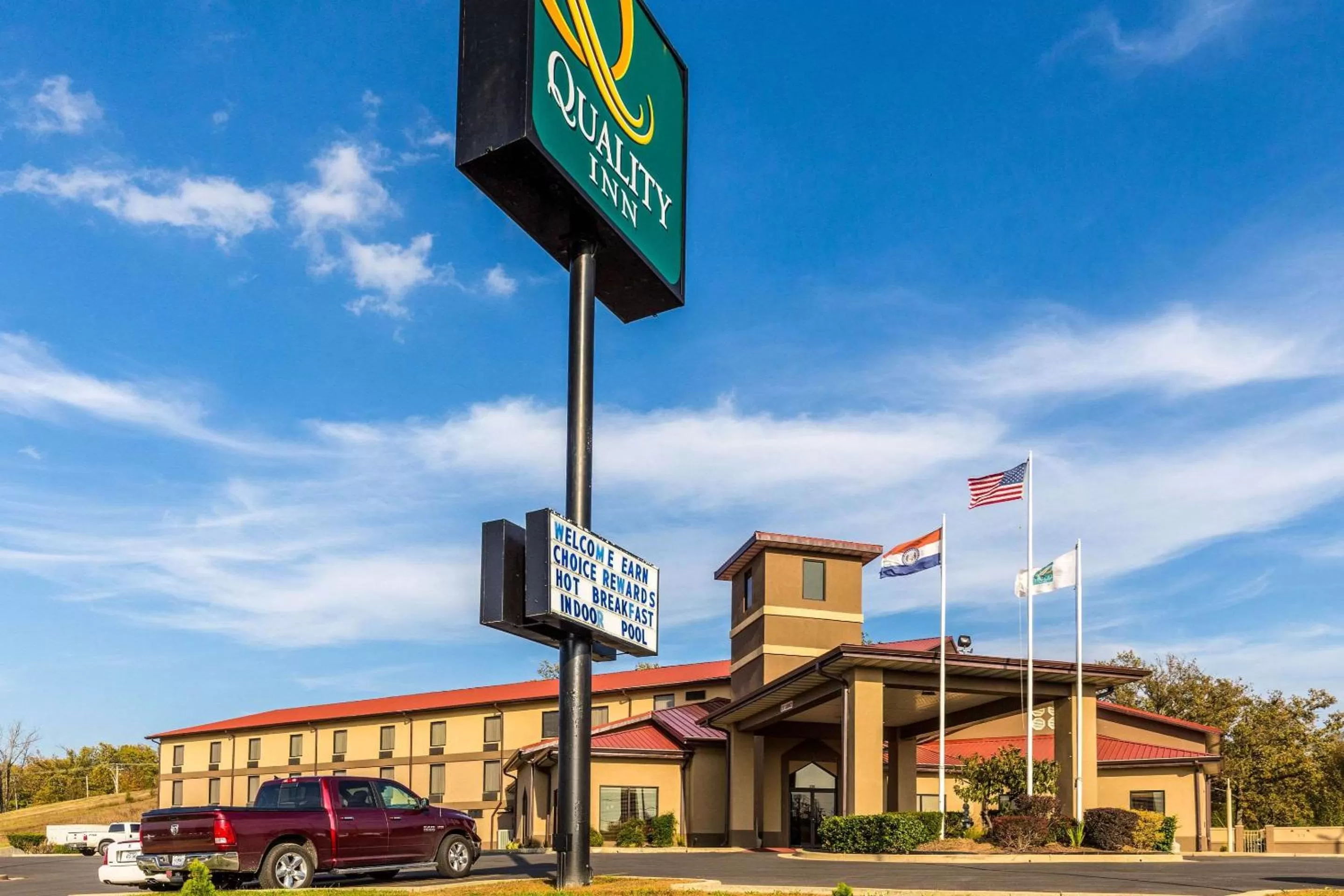 Property building in Quality Inn West Plains