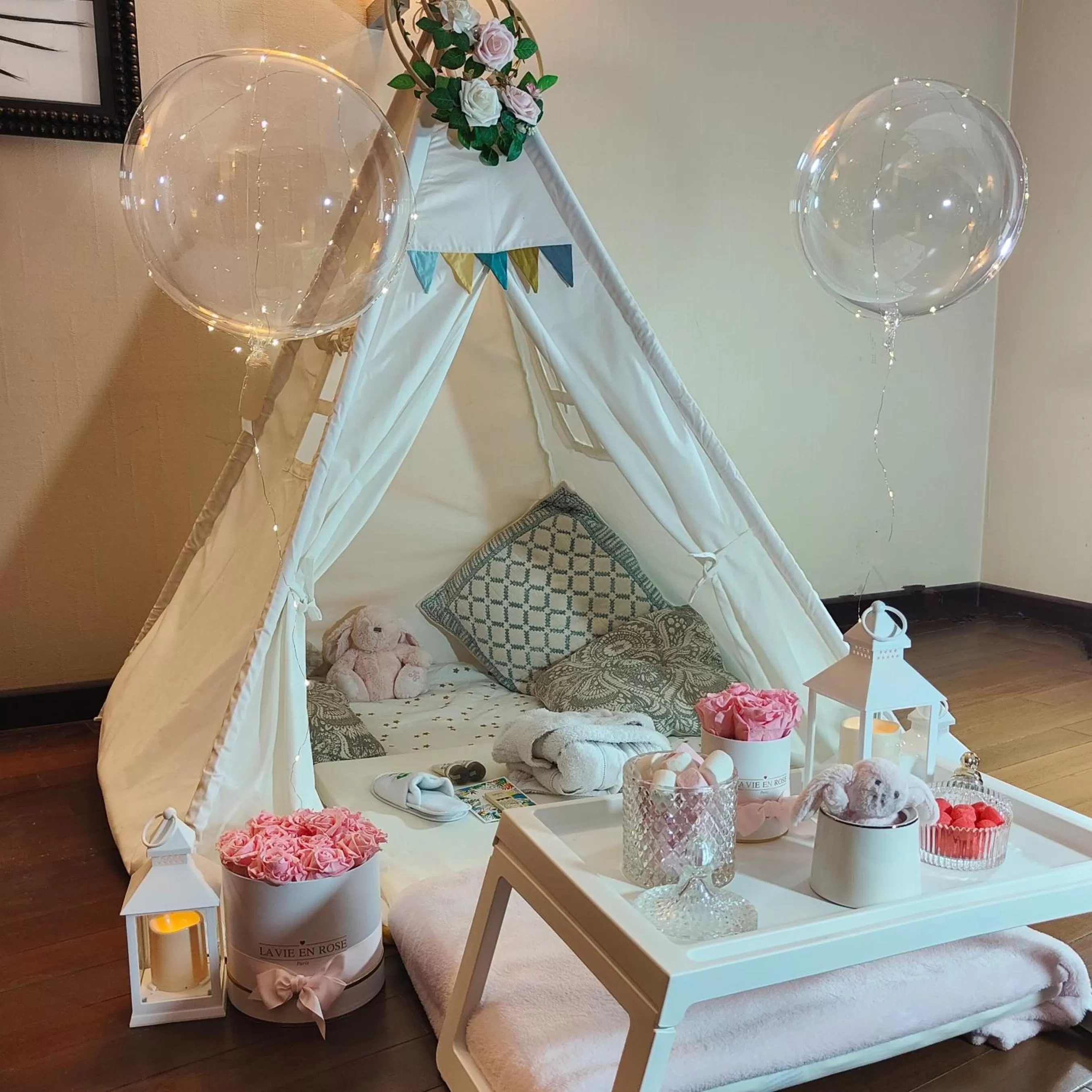 children, Bed in Hotel de Berny