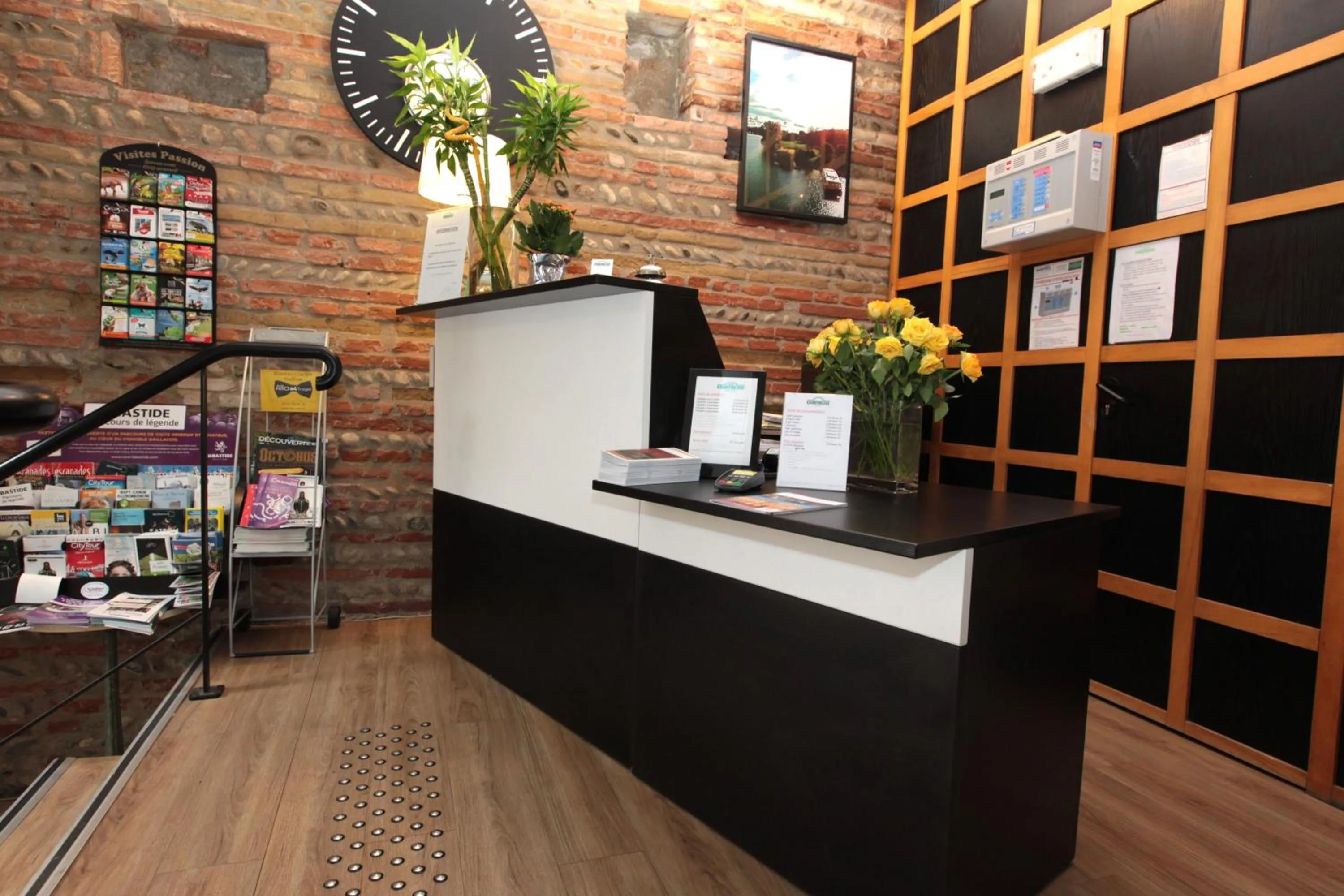 Lobby or reception in Hôtel La Chartreuse