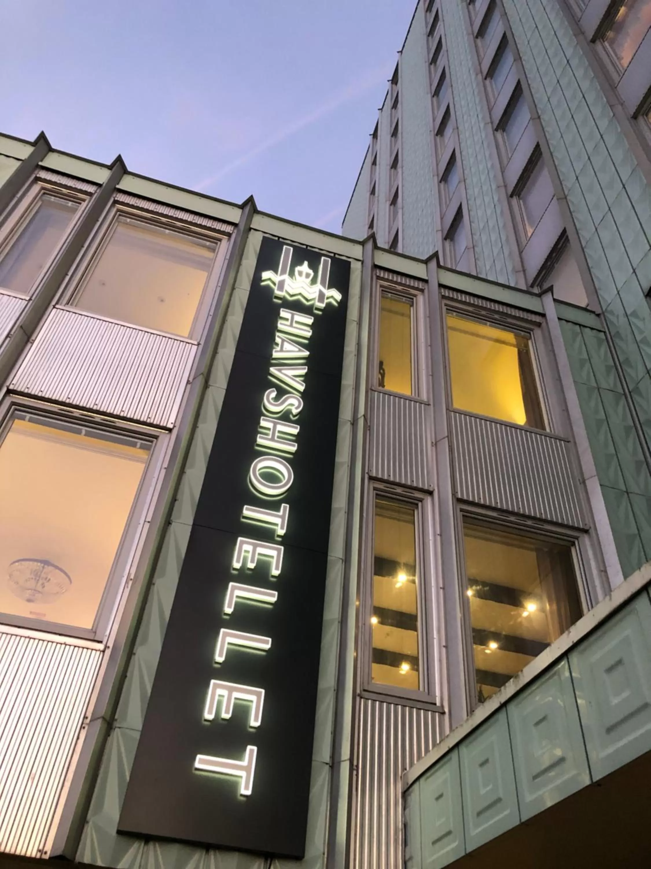 Property logo or sign in Havshotellet