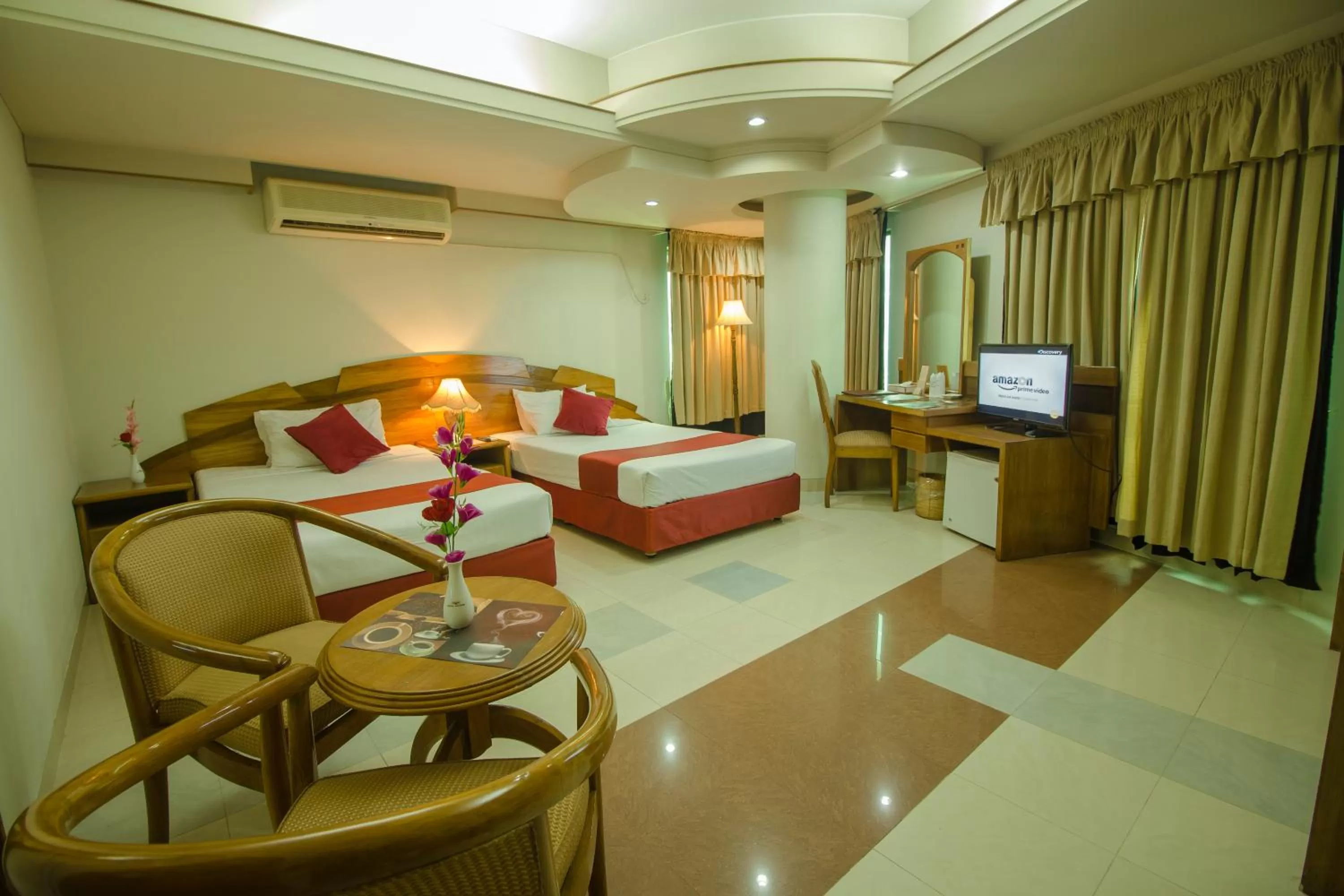 TV and multimedia, Bed in Hotel Victory - Best in City Center