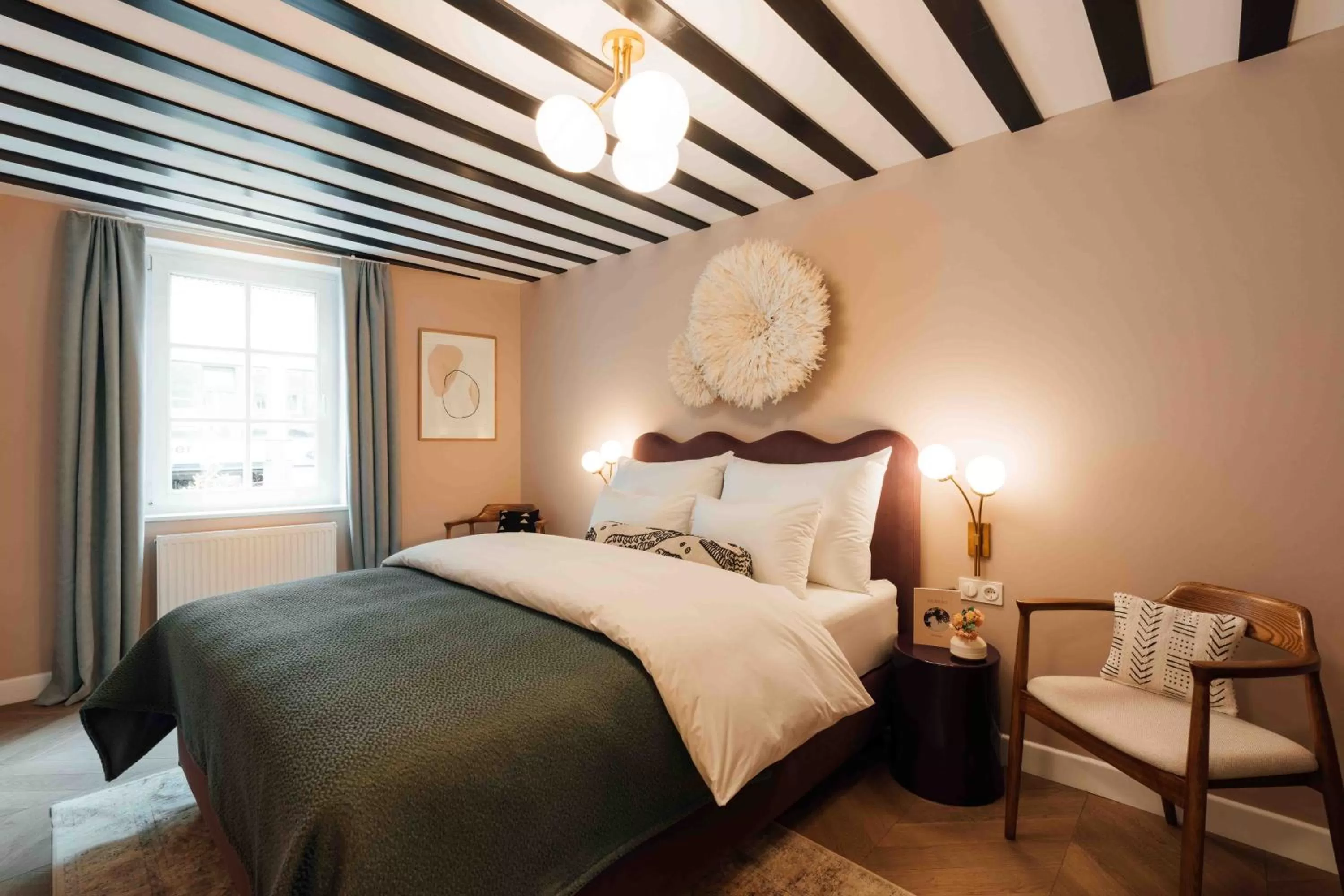 Bed in Clemonte Hotel - Your Reception-less Boutique Hideaway