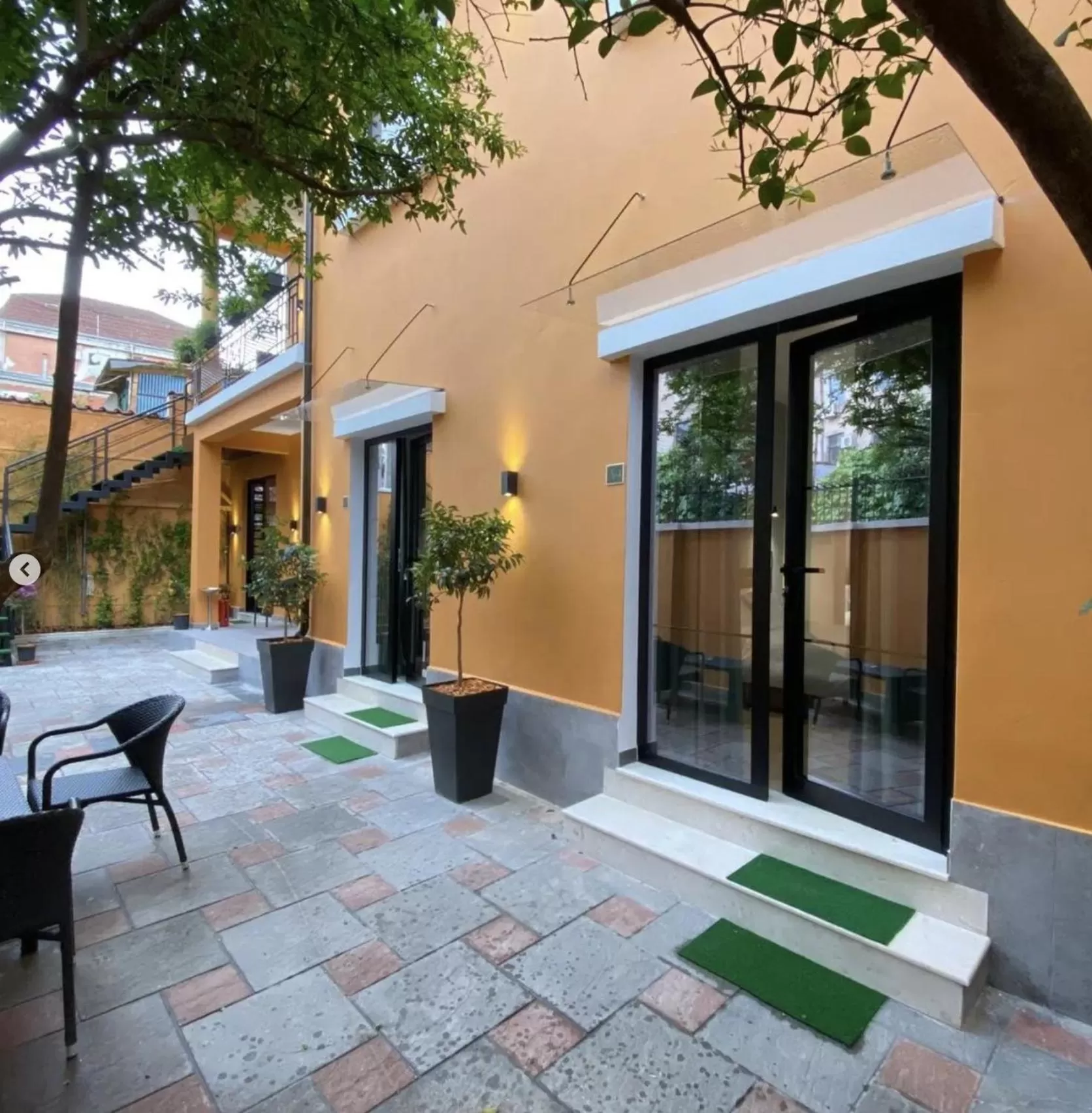 Facade/entrance in Vila Jasmine