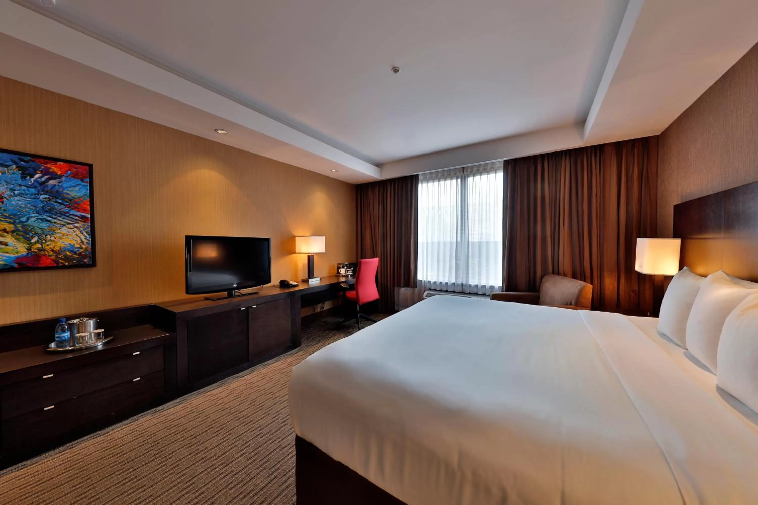 TV and multimedia, Bed in Edmonton Hotel & Convention Center Edmonton