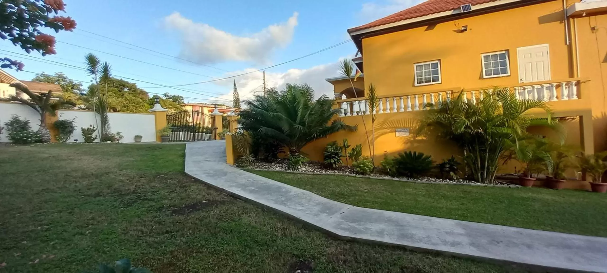 Property Building in Modrians