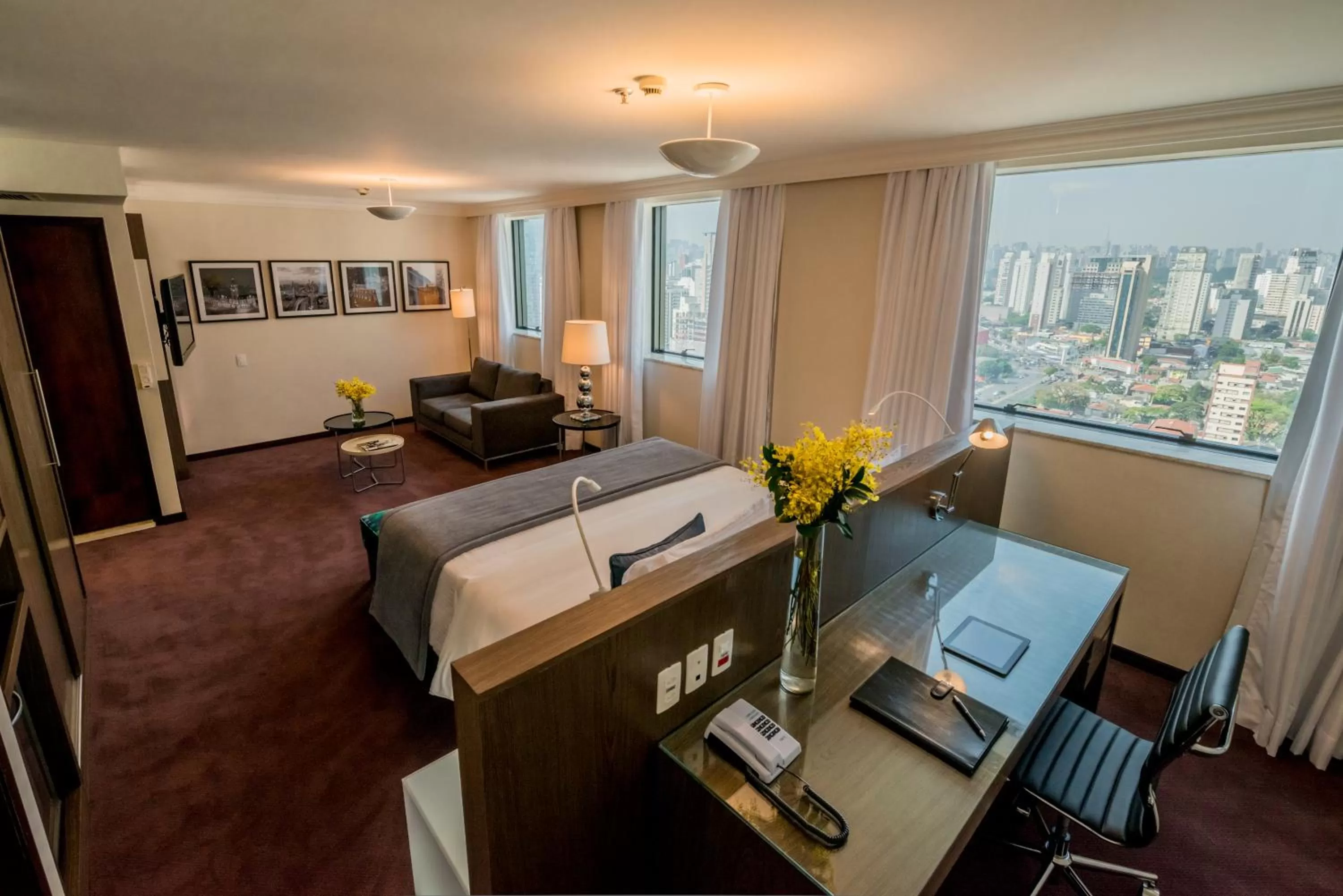 Photo of the whole room, Bed in Blue Tree Premium Faria Lima