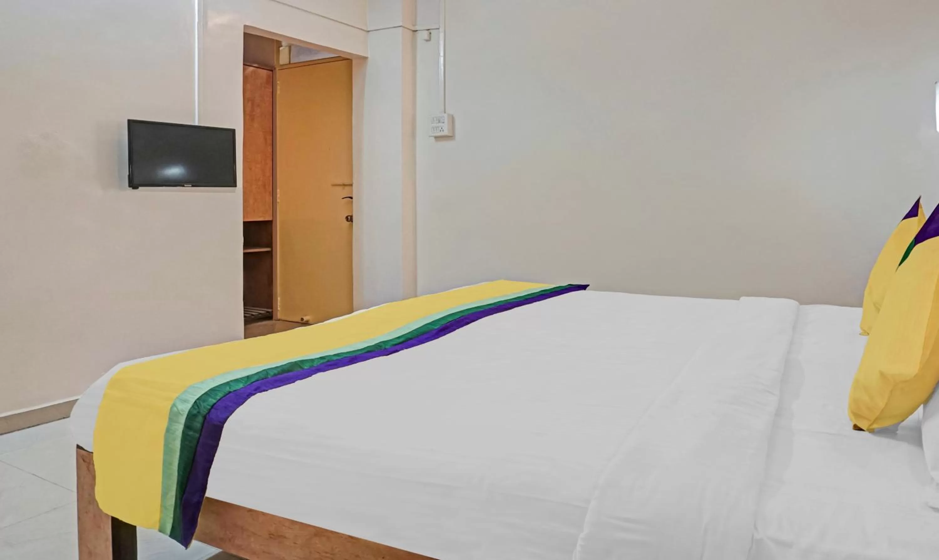 Bedroom, Bed in Itsy Hotels Ranjeet