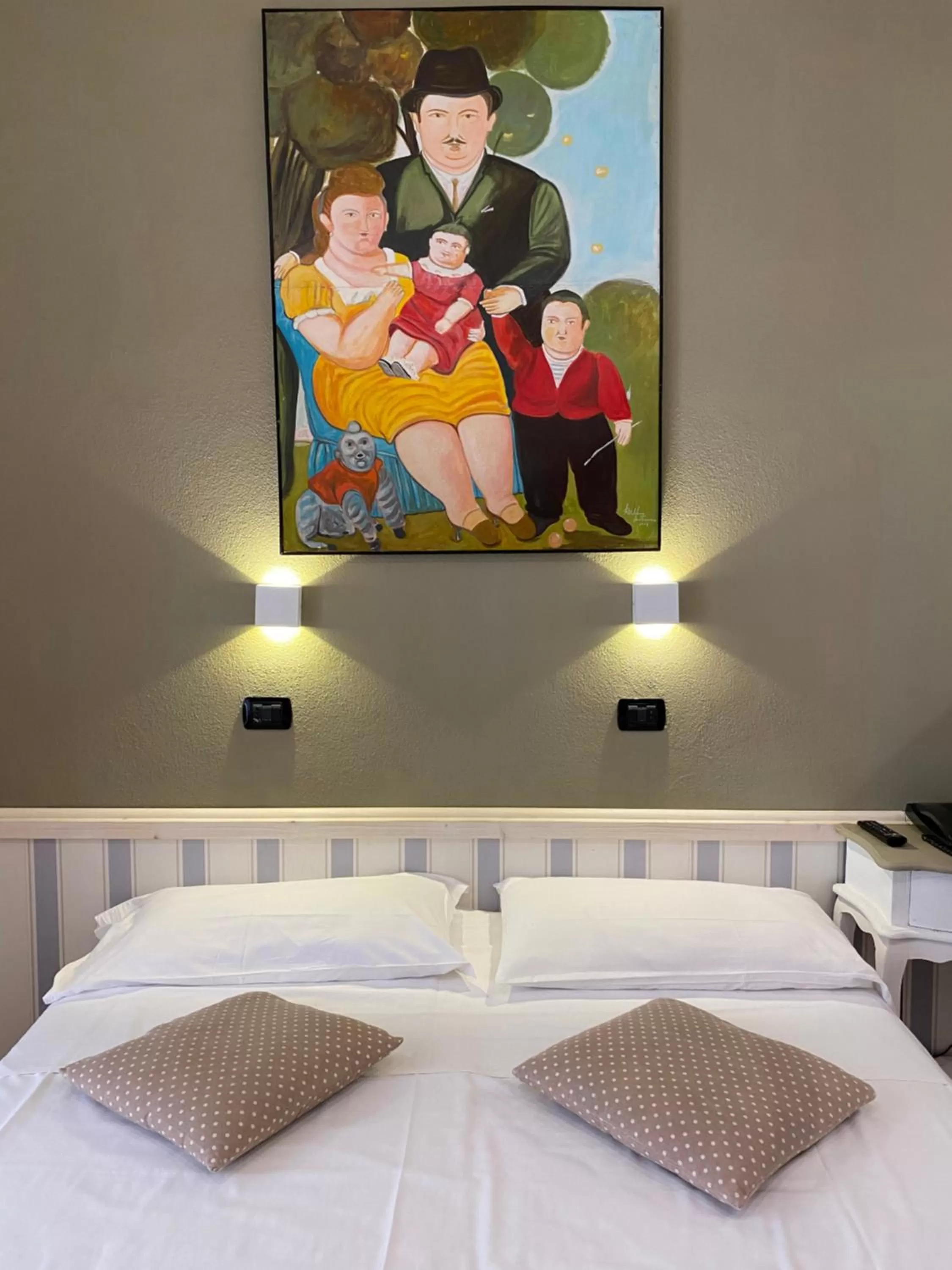 Photo of the whole room, Bed in Hotel Europeo Napoli