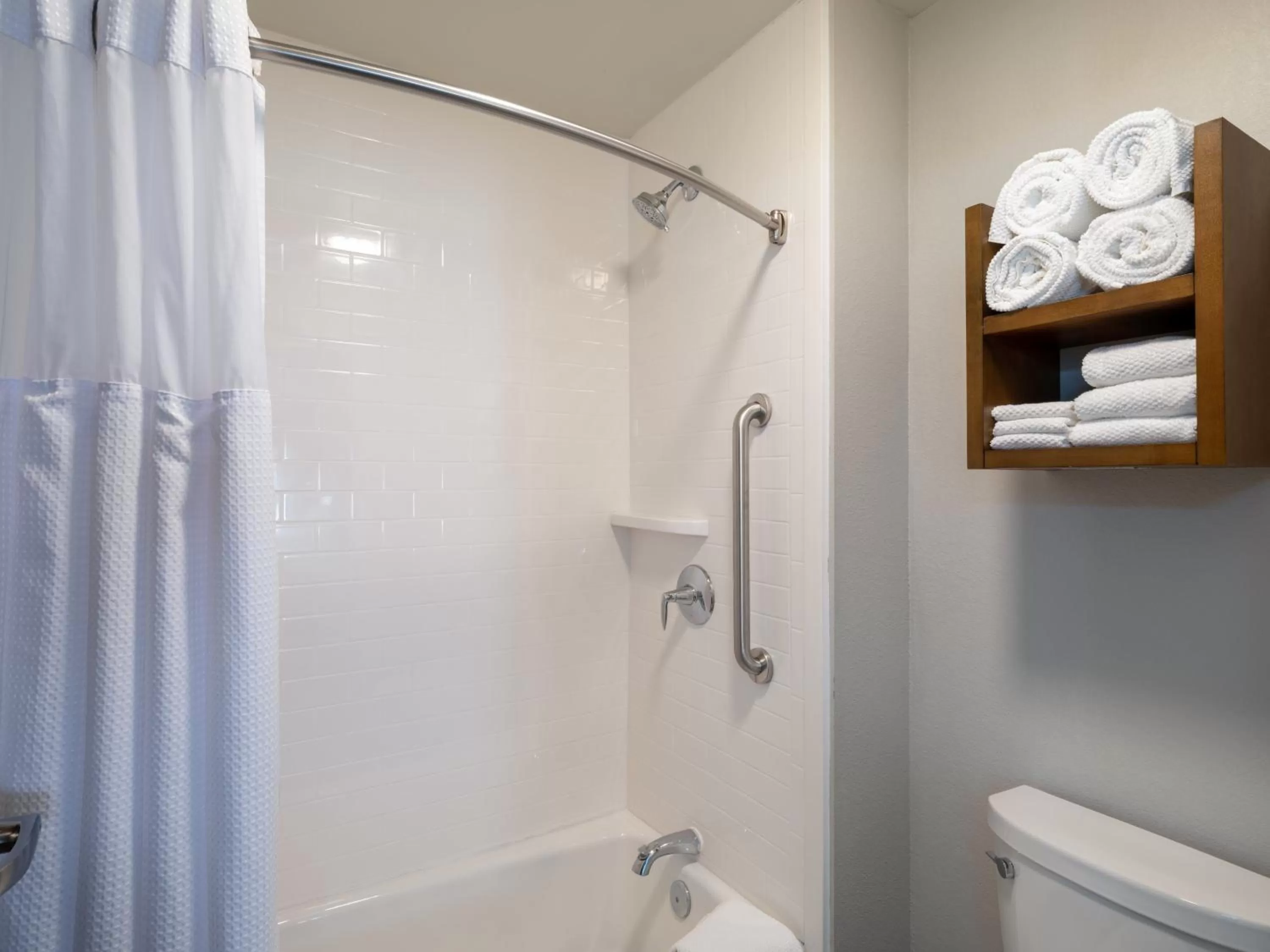 Bathroom in Staybridge Suites - Sioux City Southeast by IHG