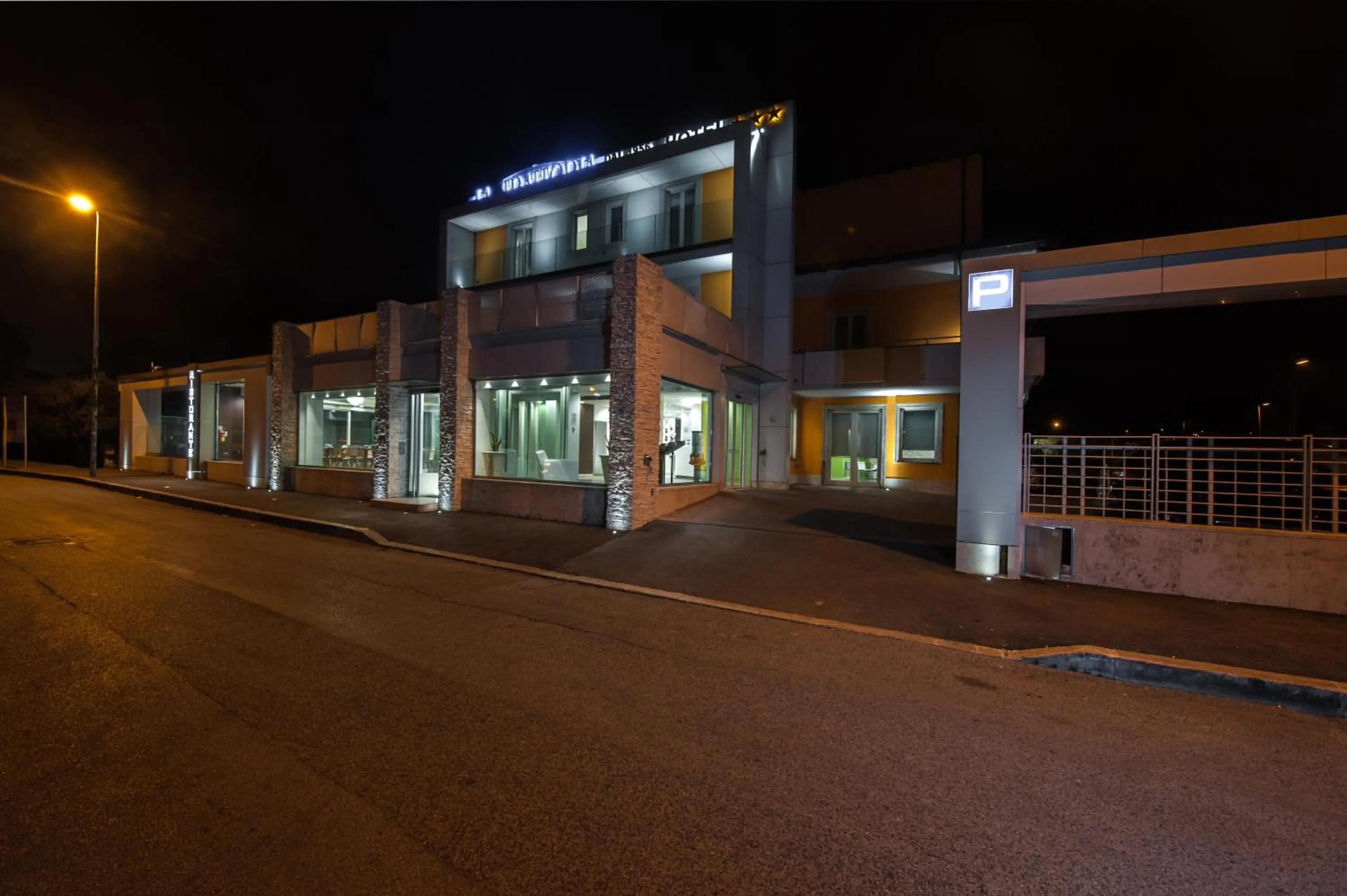 Restaurant/places to eat in Hotel Testani Frosinone