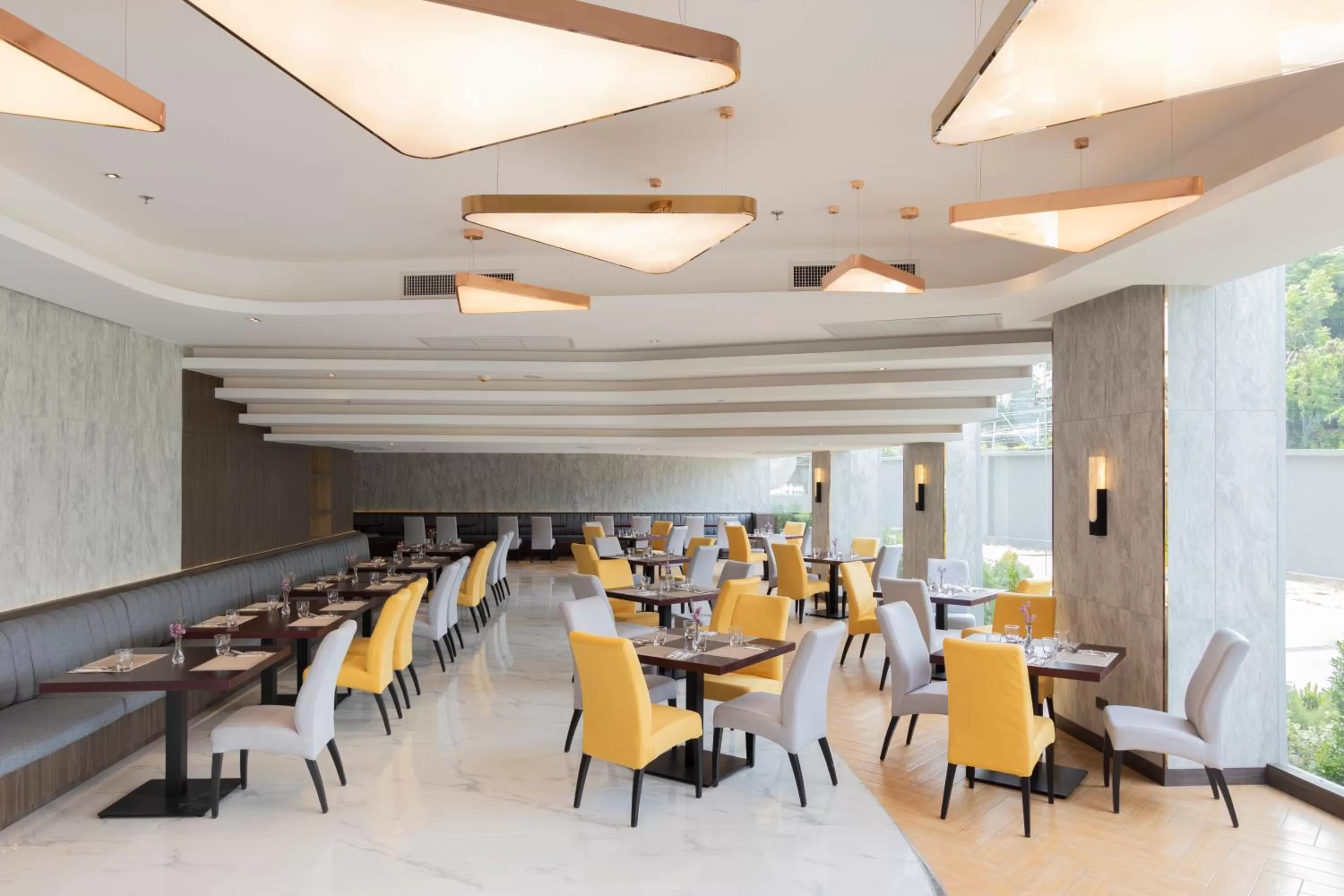 Restaurant/places to eat in Best Western Nada Don Mueang Airport hotel