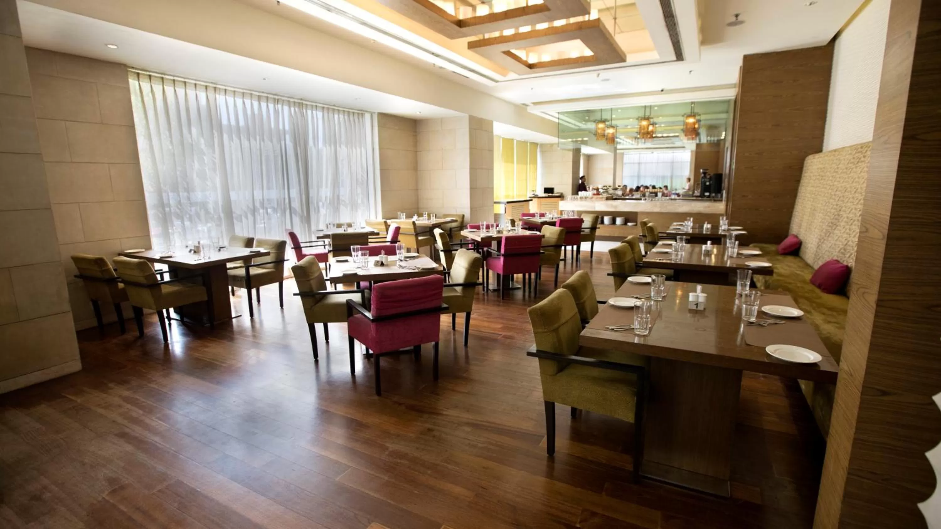 Restaurant/places to eat in Hotel Royal Orchid Jaipur, Tonk Road