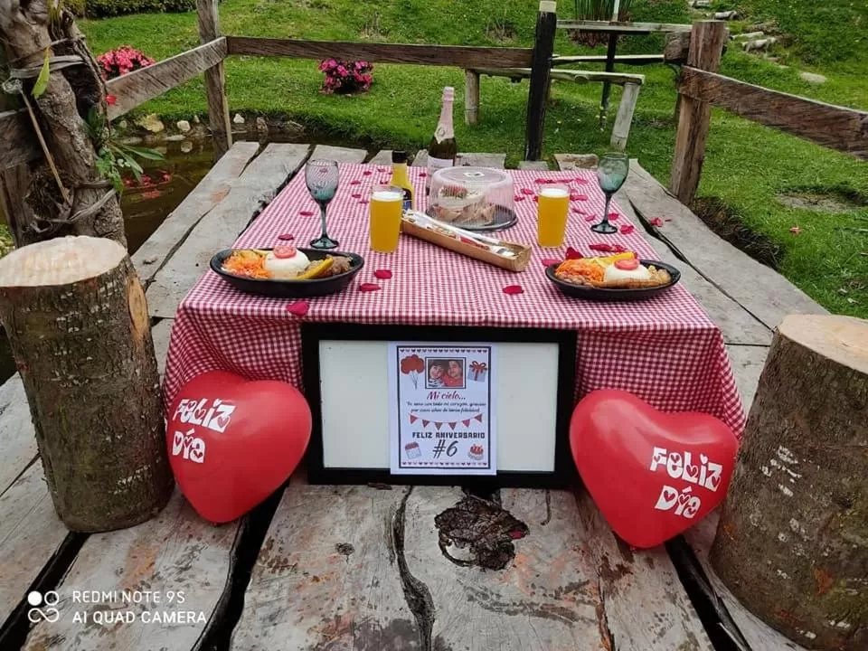 Food and drinks in Cabañas Rústicas El Viejo Tambo By Rotamundos