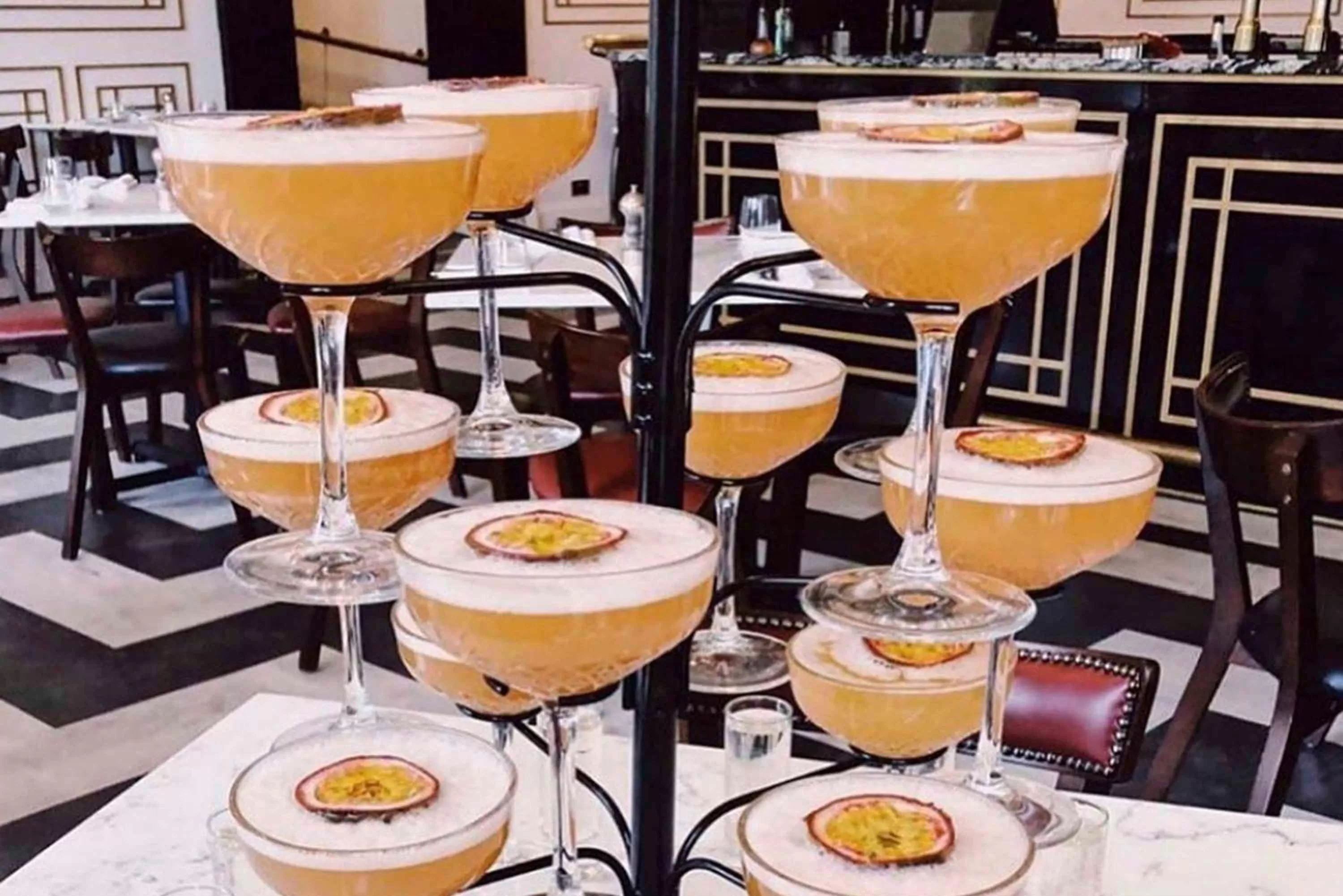 Drinks in Cliff Hotel